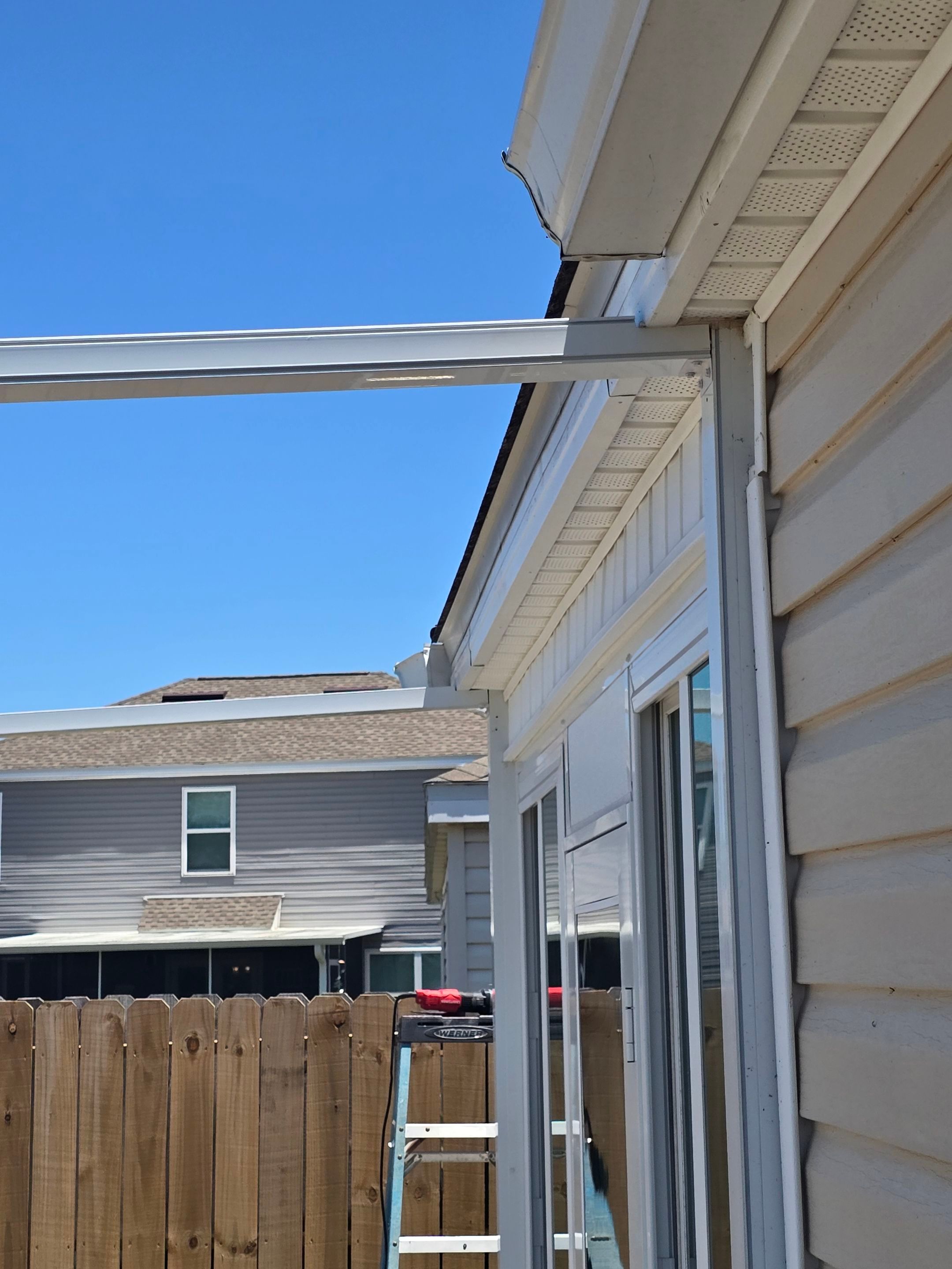 Screen Room using Colorbeam by Titan Sunrooms