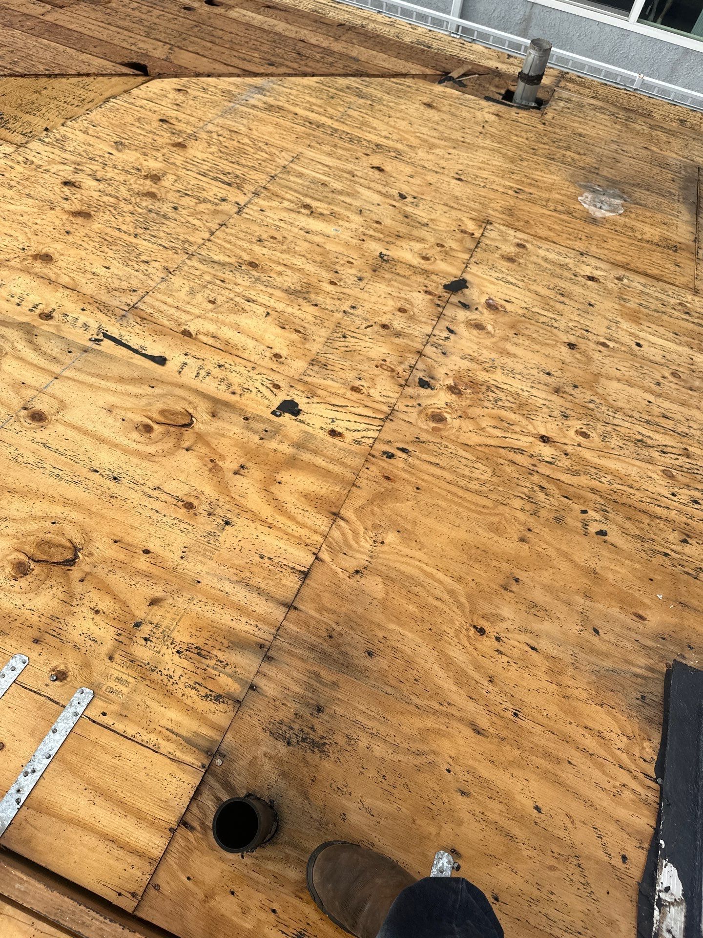 Roof Replacement - Burbank, CA 91506 by Epic Roof Replacement