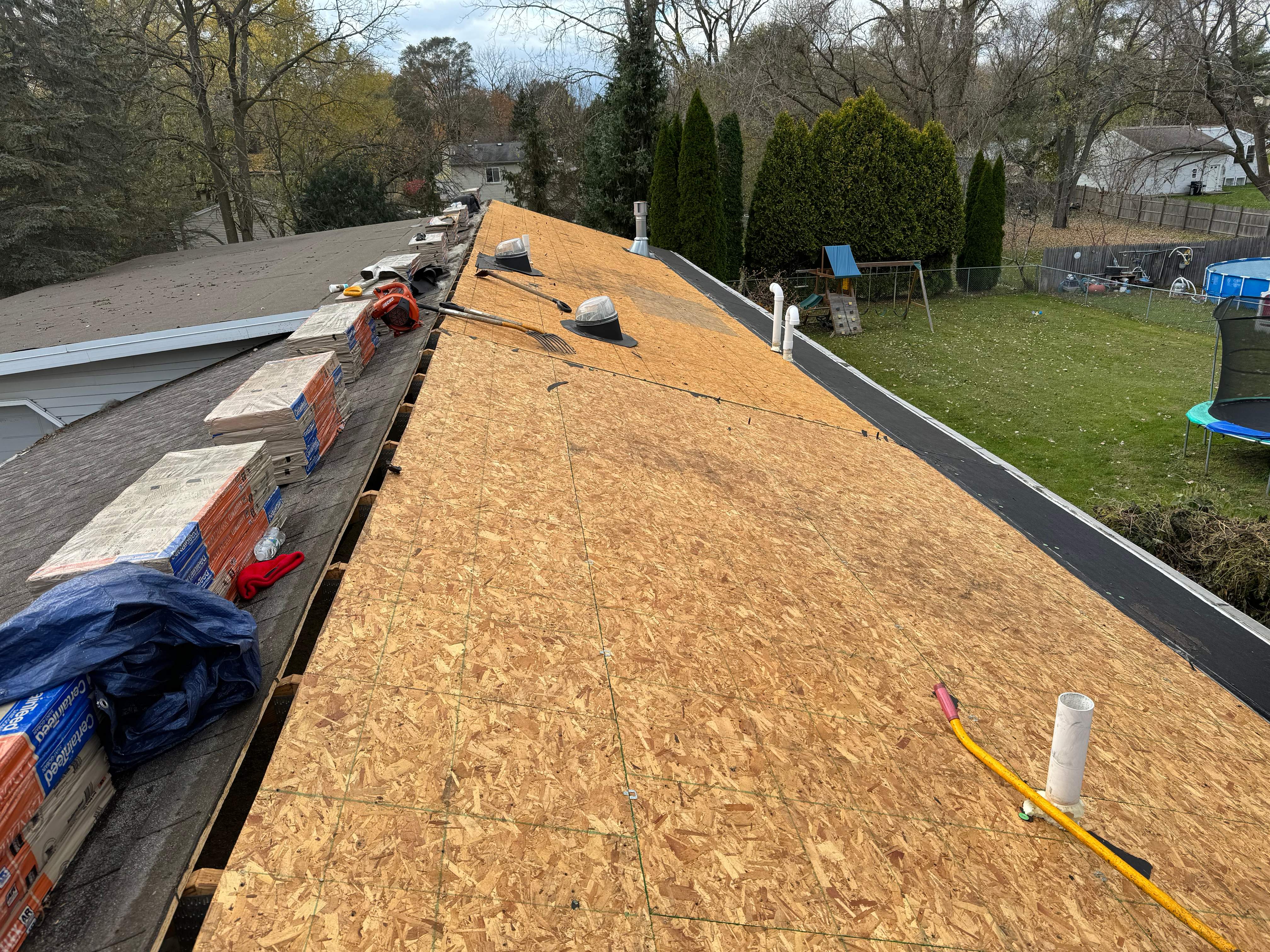Residential Roofing Installation using Certainteed Landmark ClimateFlex. by GRACCO