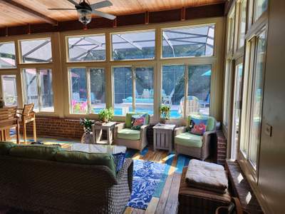 Titan Glass Room in Navarre