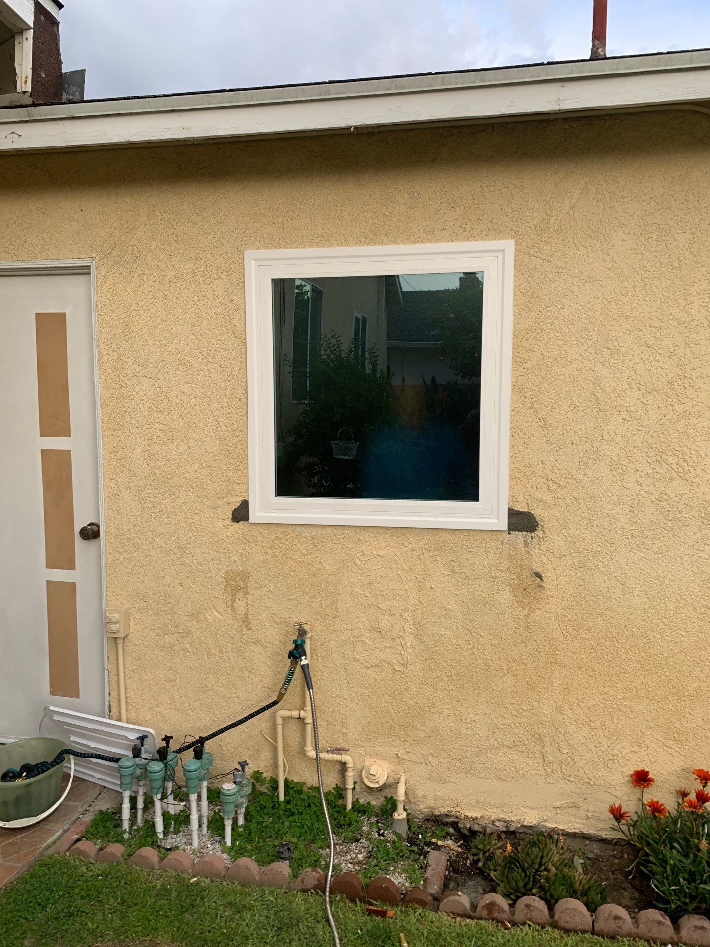 Window Installation using Milgard by American Window Company
