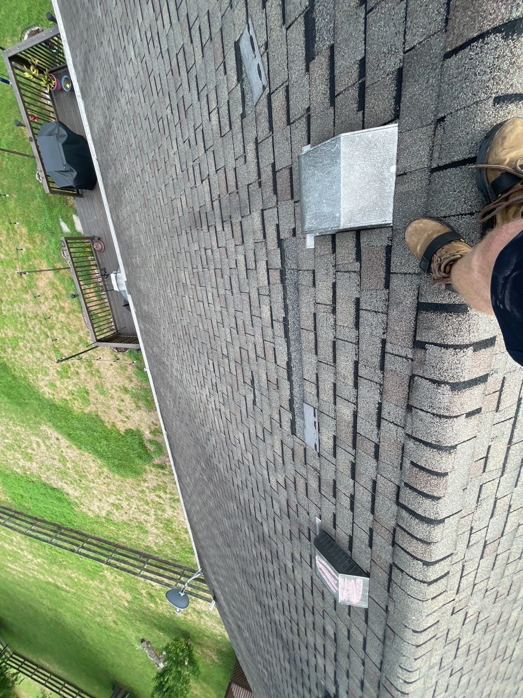 Residential Roofing Installation using Owens Corning Oakridge Roofing System by Undersun Roofing 