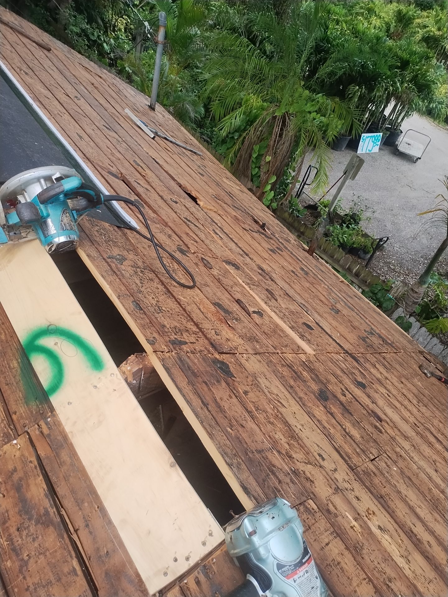 Project in St. Petersburg 33702 by Mitchell Roofing Company LLC 