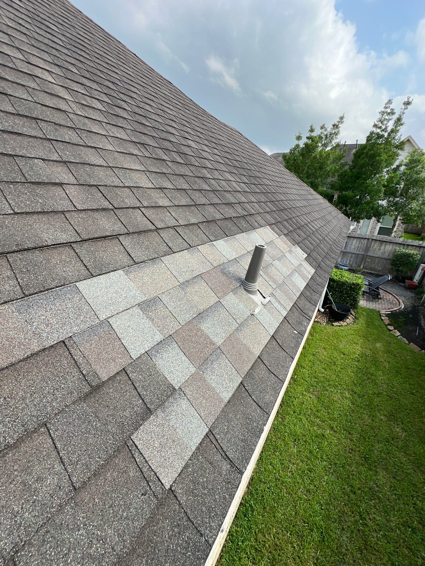 Hail Damage using Owen's Corning Duration (Lifetime) Shingles by Roof Repair Company