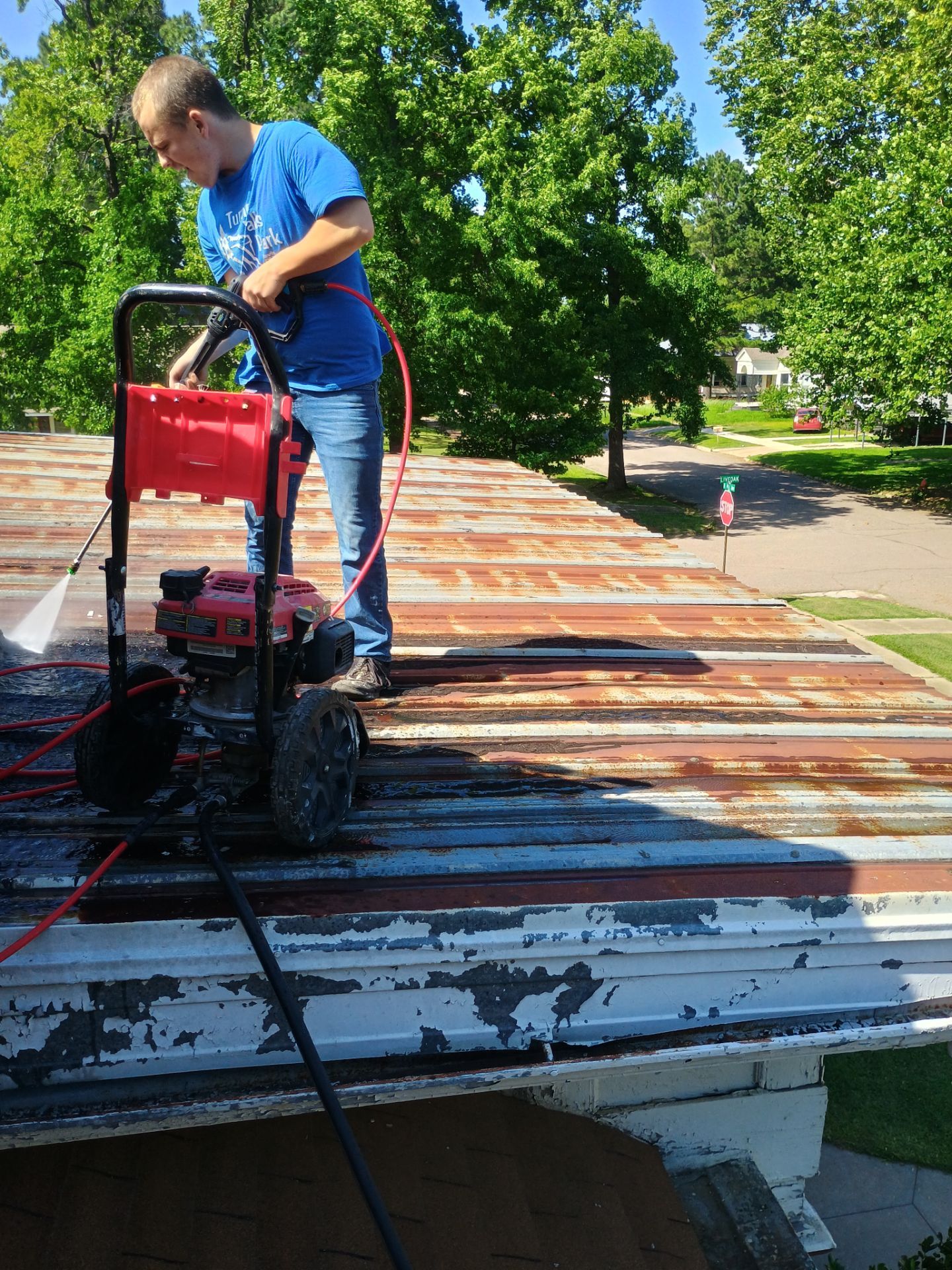Residential Asphalt Shingle Repair and Metal Roof Coating in Durant by BANA Roofing and Solar Supply