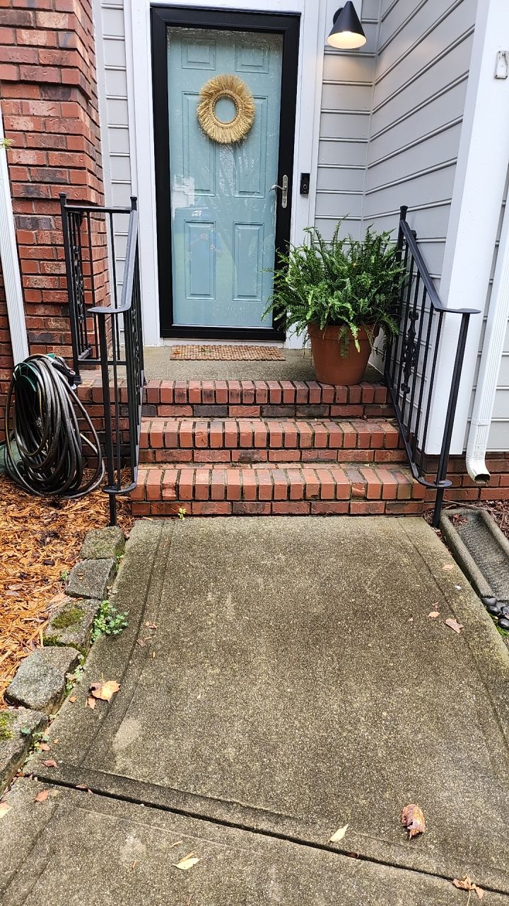 House Wash using cleaner by Power Wash Masters LLC