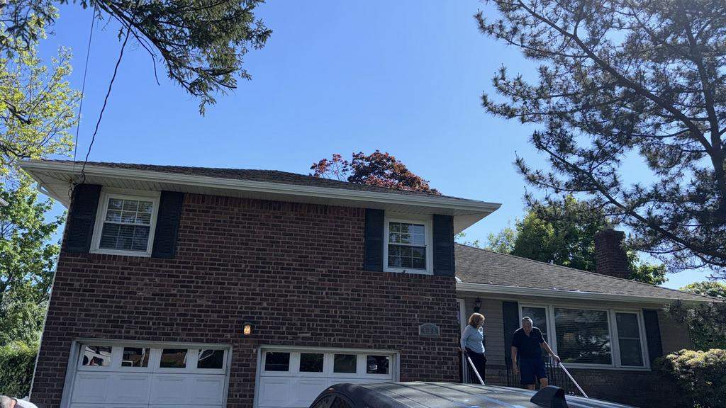 Island Roofing Inc. featured photo.