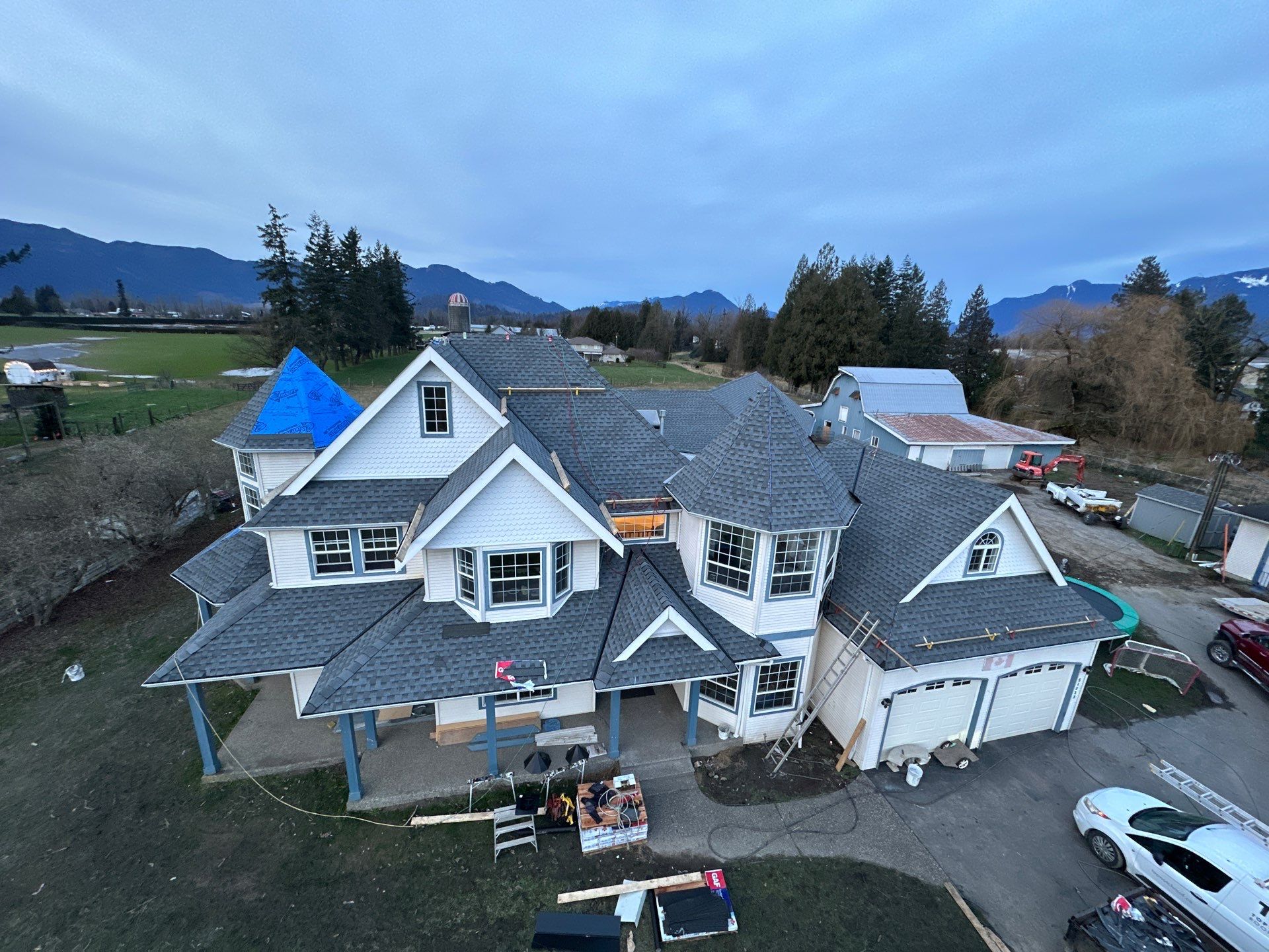 Residential Reroof Shingle by Top Notch Roofing Inc