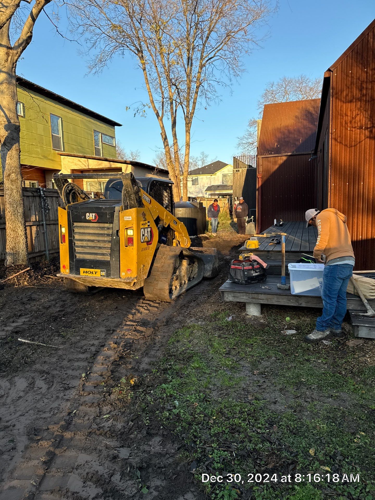 Modern Pool with Fire Wall by Pinnacle Pools and Spas - DFW