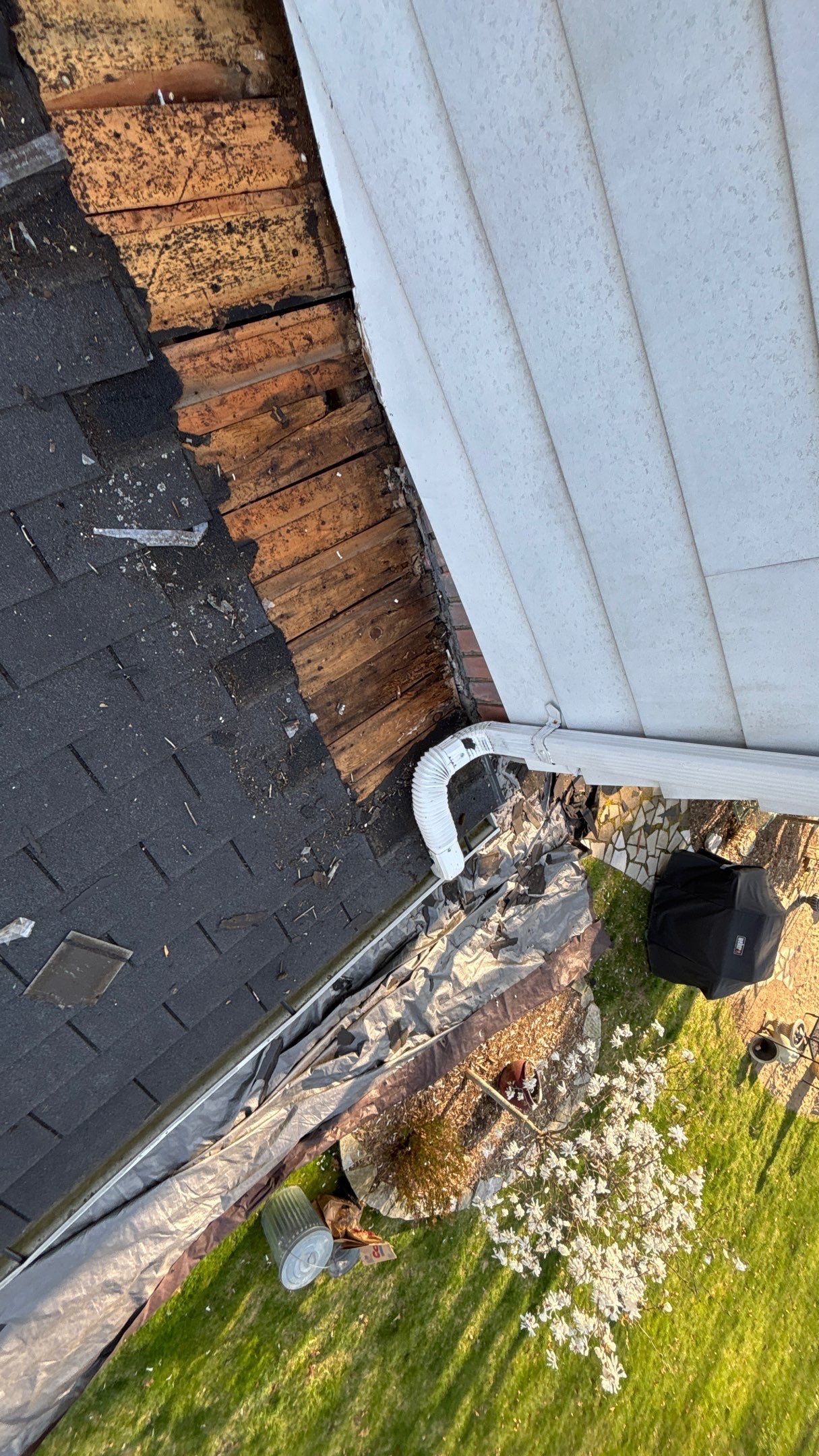 Roof Replacement using Owens Corning Onyx Black by 180 Contractors