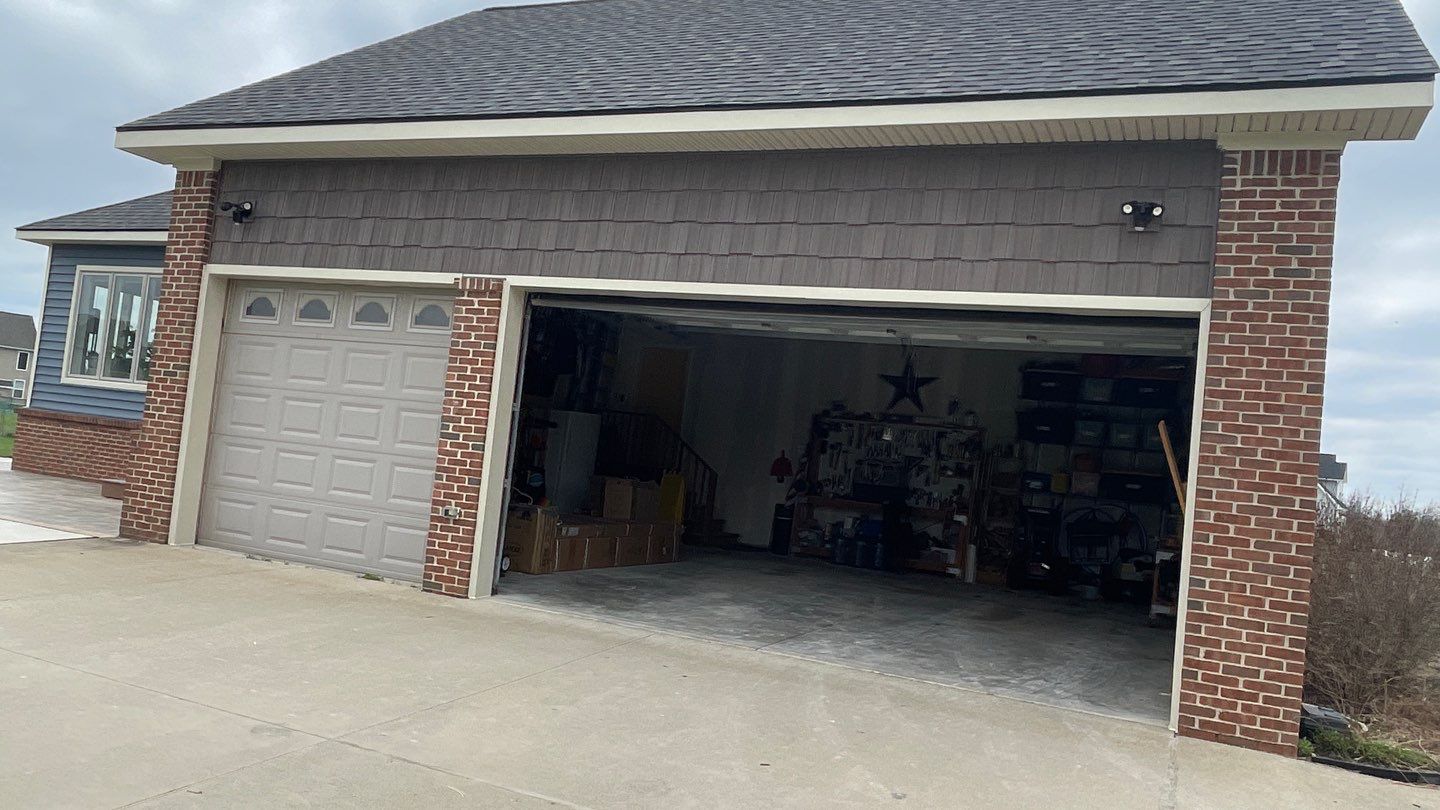 Siding Replacement using CertainTeed Landmark by 180 Contractors