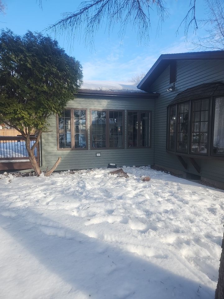 5" Gutters in White Bear Lake by Next Level Seamless Gutters / Exteriors Inc.