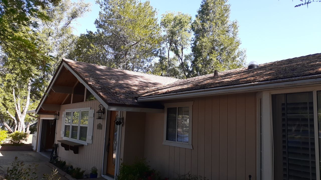 New Roof and gutters by Byers Enterprises 