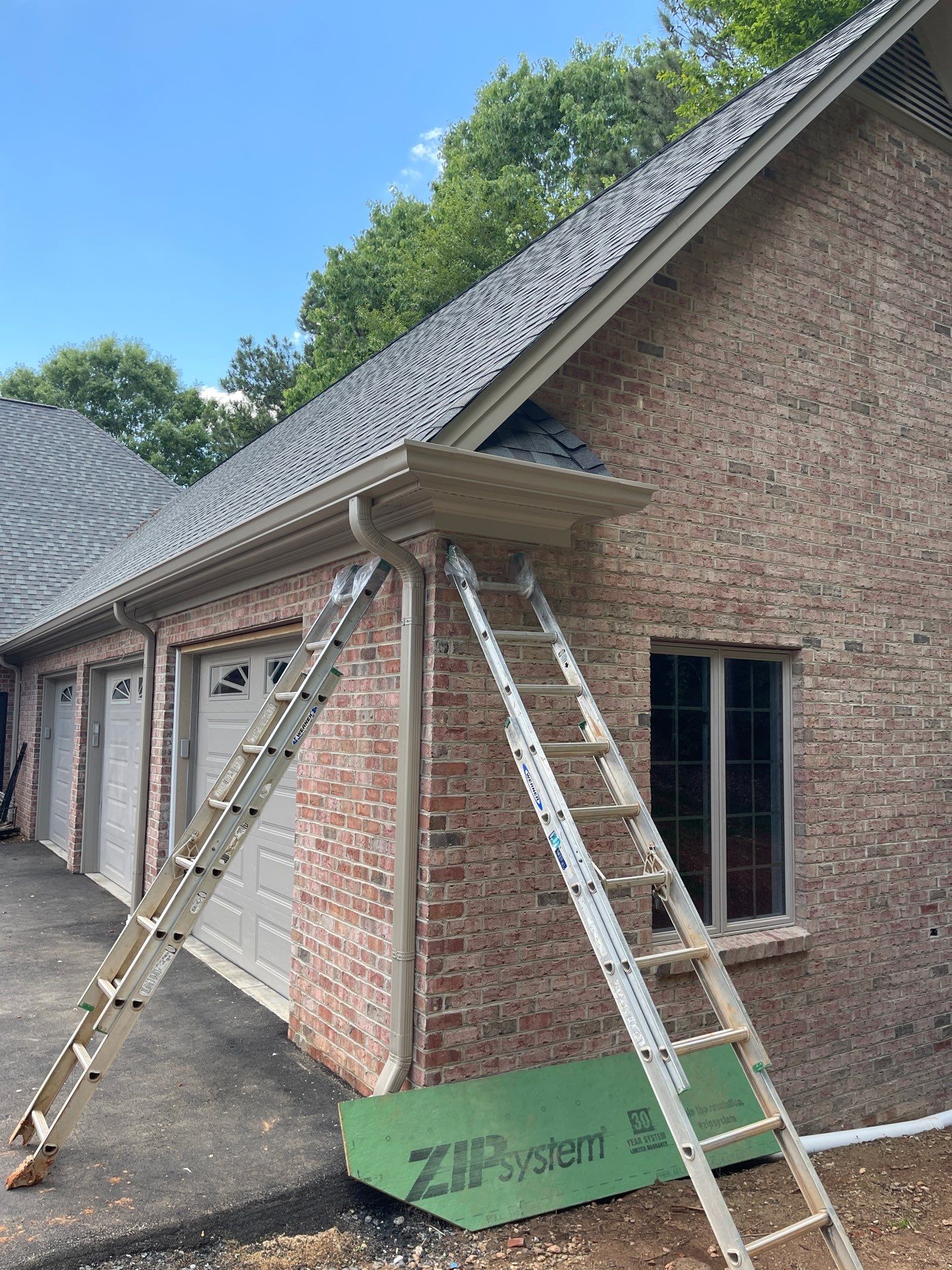 Beautiful 6" Seamless Gutter by Peak 2 Peak Services LLC
