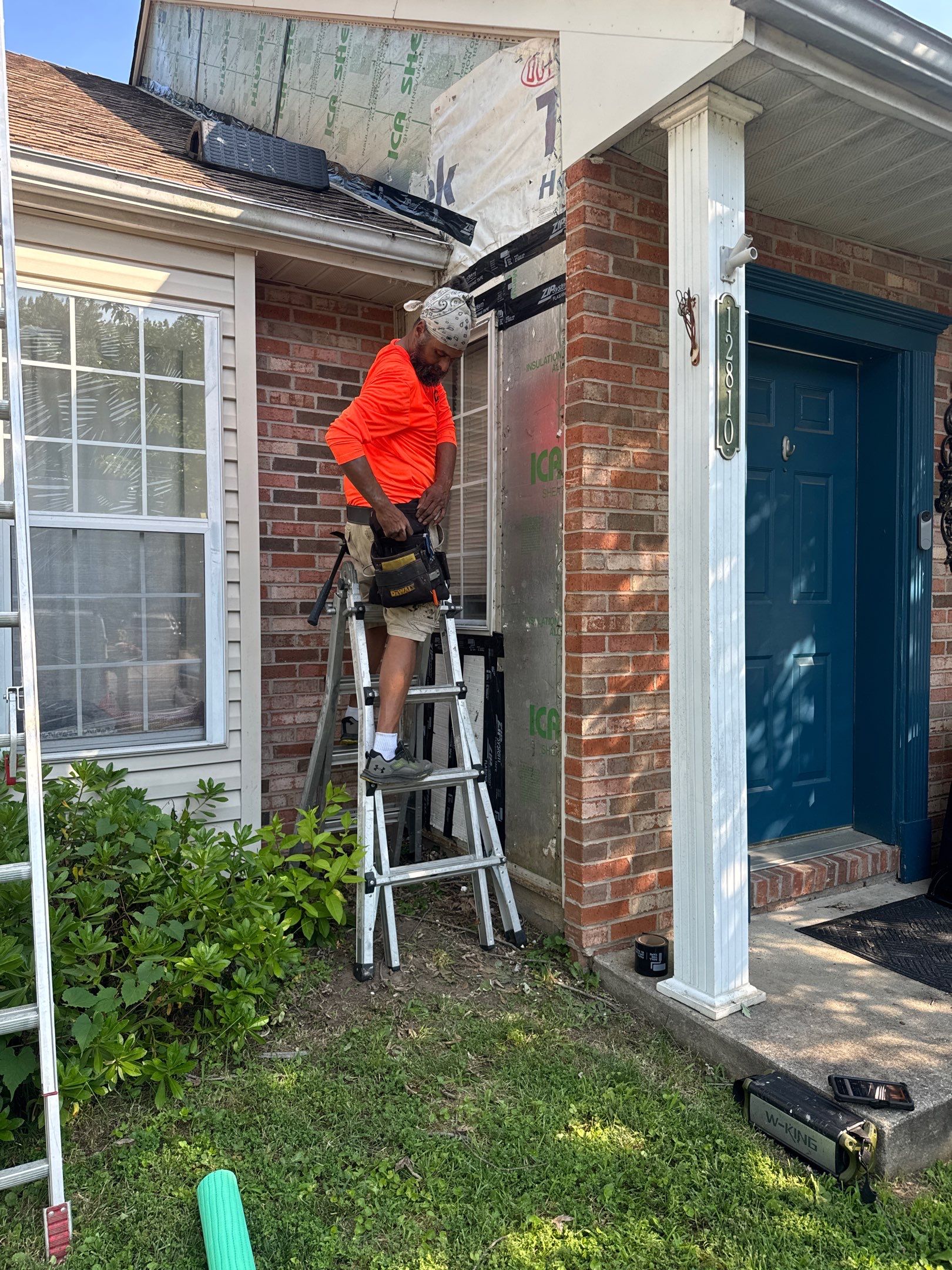 Install new siding  by Alpha Design Services