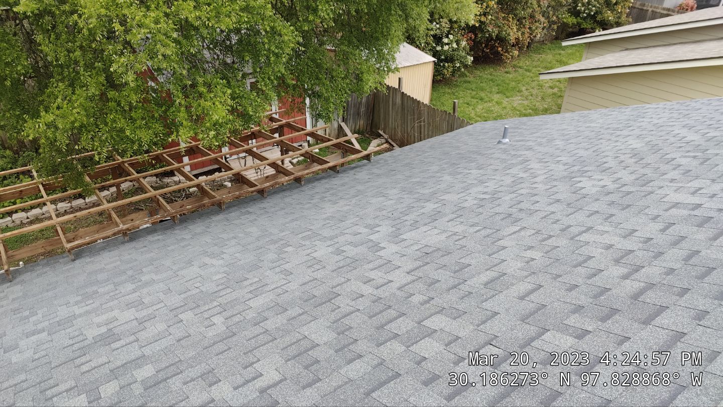 Residential Roofing Installation Owens Corning Oakridge Estate Grey by DeZign Roofing & Exteriors