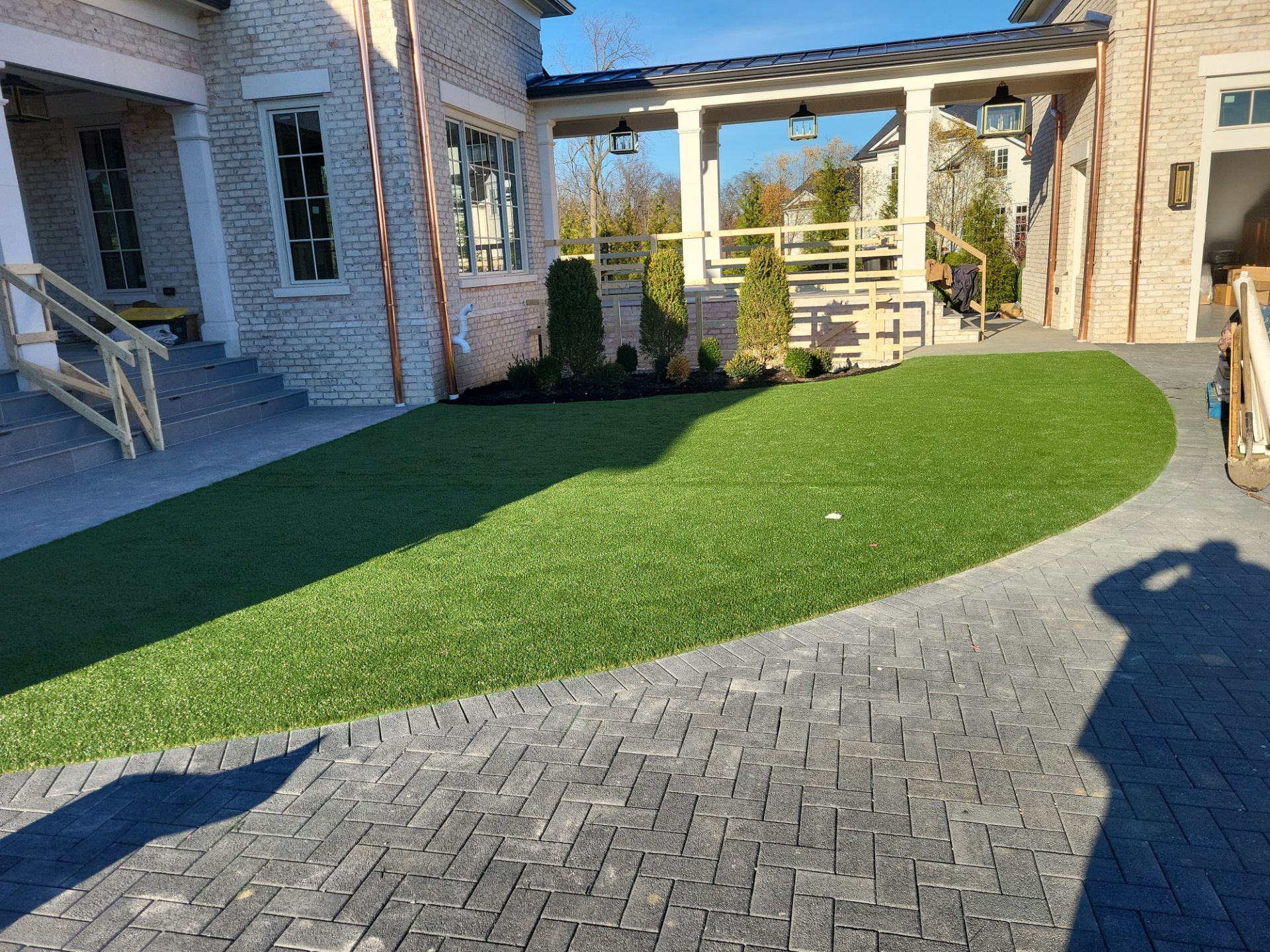 Project in New Albany, Oh by Southwest Greens Midwest