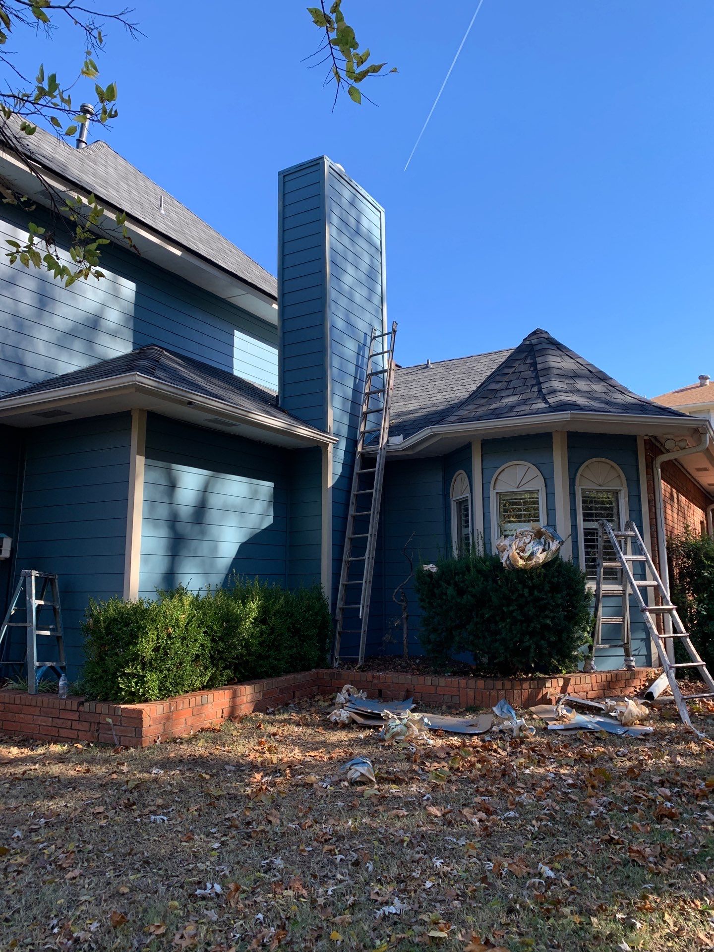 siding replacement and painting in Midwest City by McCann's Roofing and Construction
