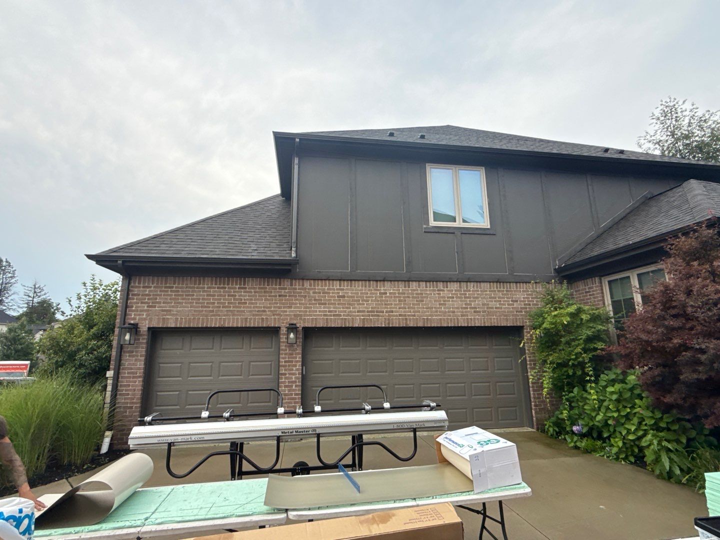 Siding Replacement using Alside S7 Cedar Mill Grain Composite by 180 Contractors