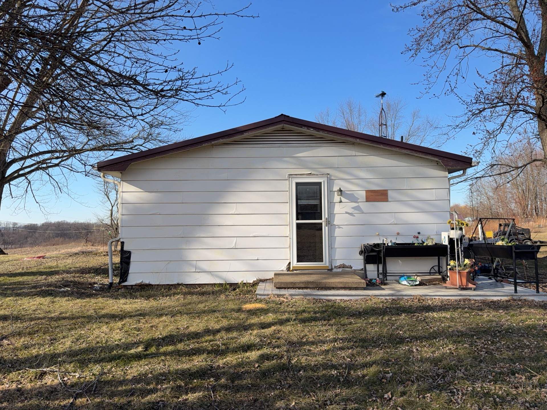 James Hardie Iron Gray in Enon Valley by Ideal Siding Pittsburgh