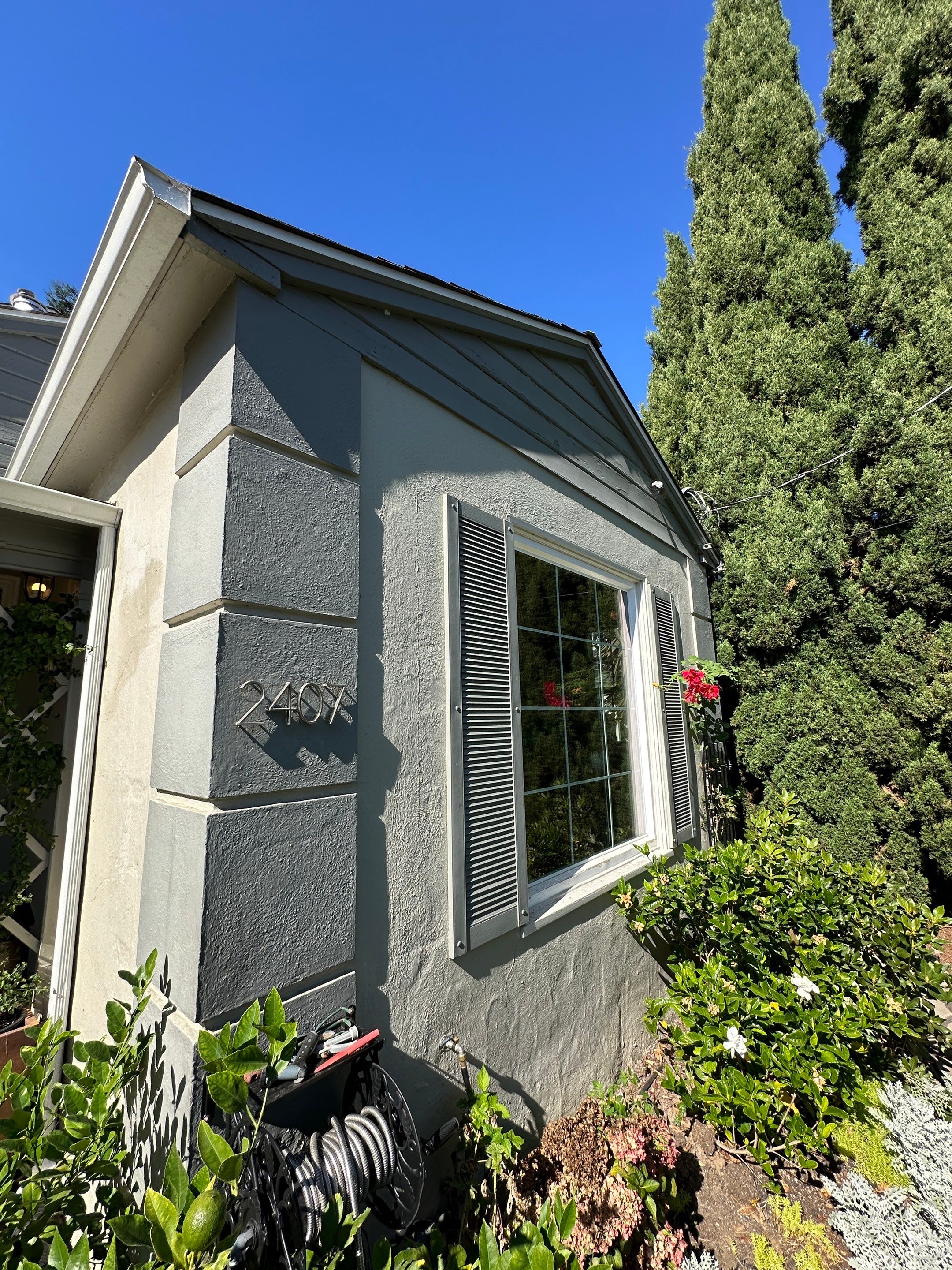 Exterior repaint-siding and stucco by Herrera’s Bay Area Painting inc.