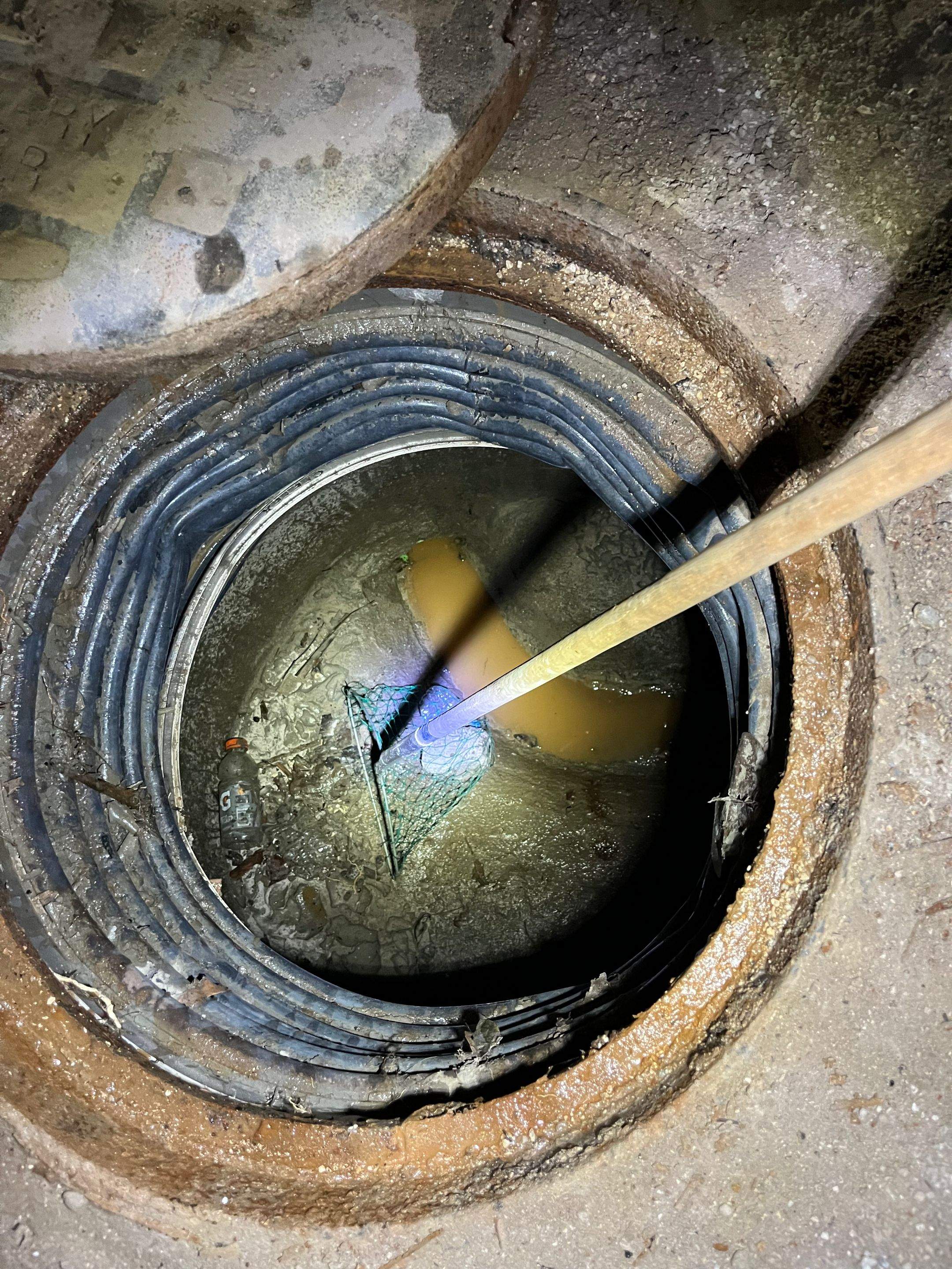 Ritz-Carlton S. Pool Deck & S. Service Rd Drain Cleaning by APS Power & Water