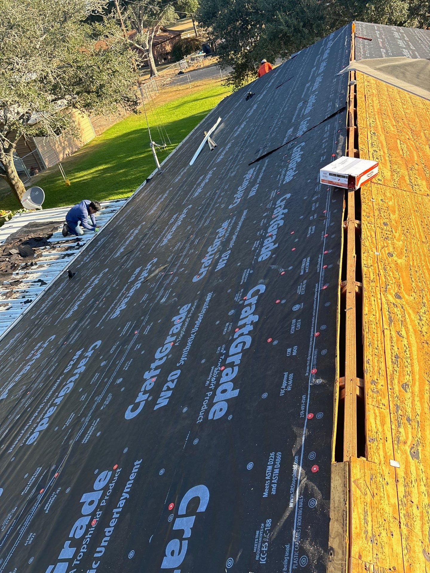Residential Roofing Installation using Owen's Corning Duration (Lifetime) Shingles by Roof Repair Company
