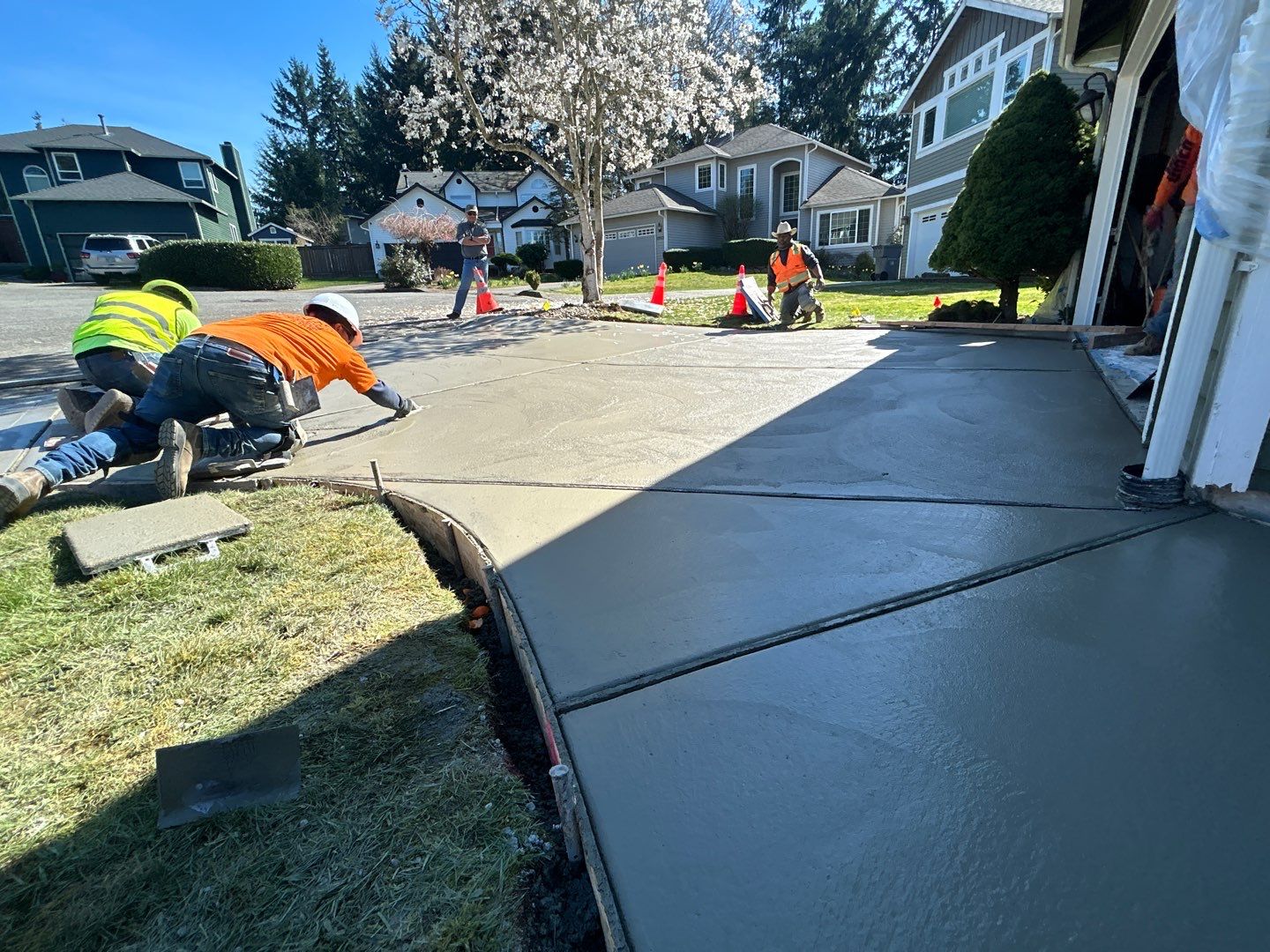 William | Concrete Driveway by Jireh Asphalt & Concrete Inc 