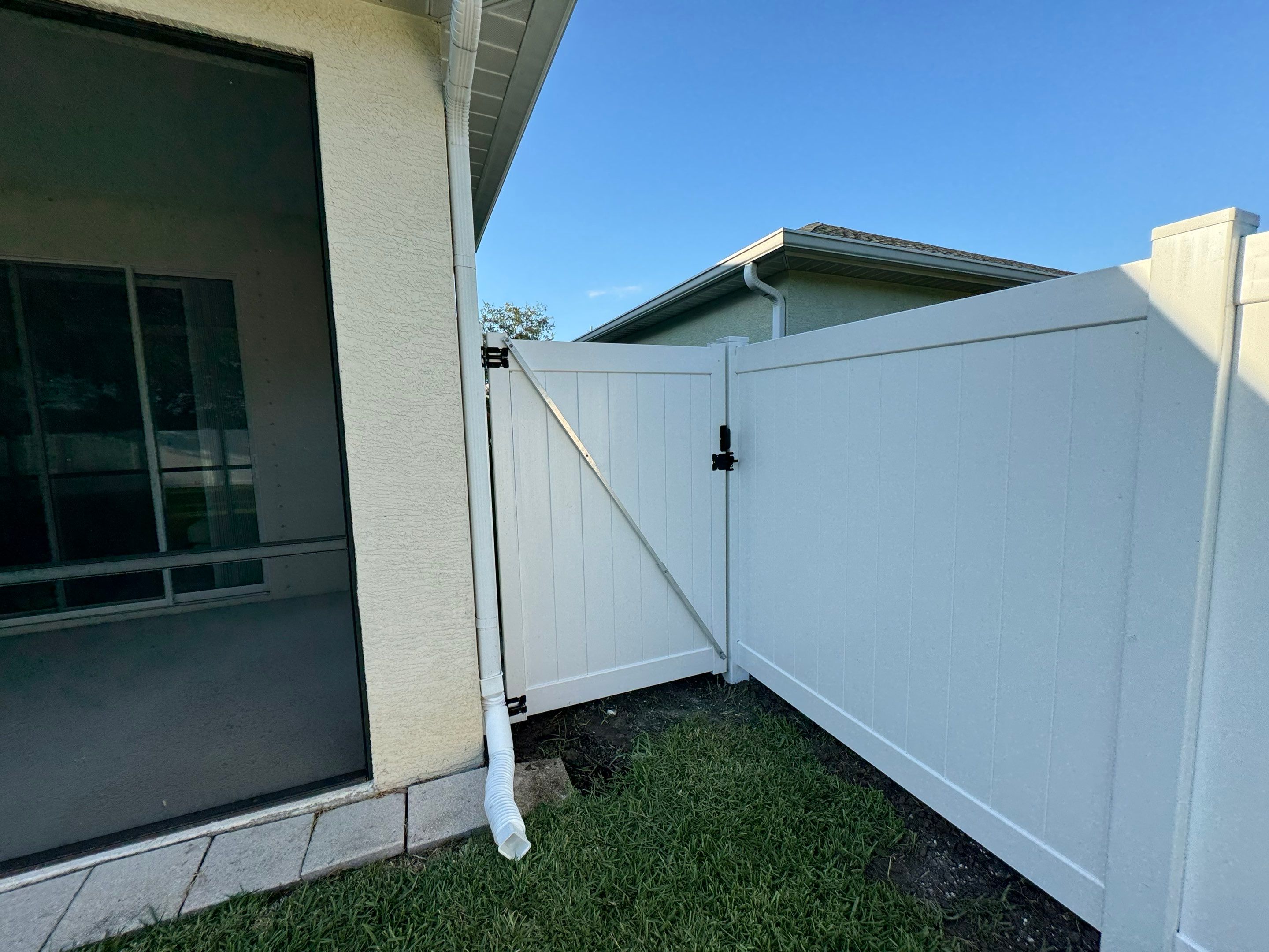 Vinyl Fence Installation using 6Ft White Vinyl Privacy Fence by Asap fence and gates, LLC