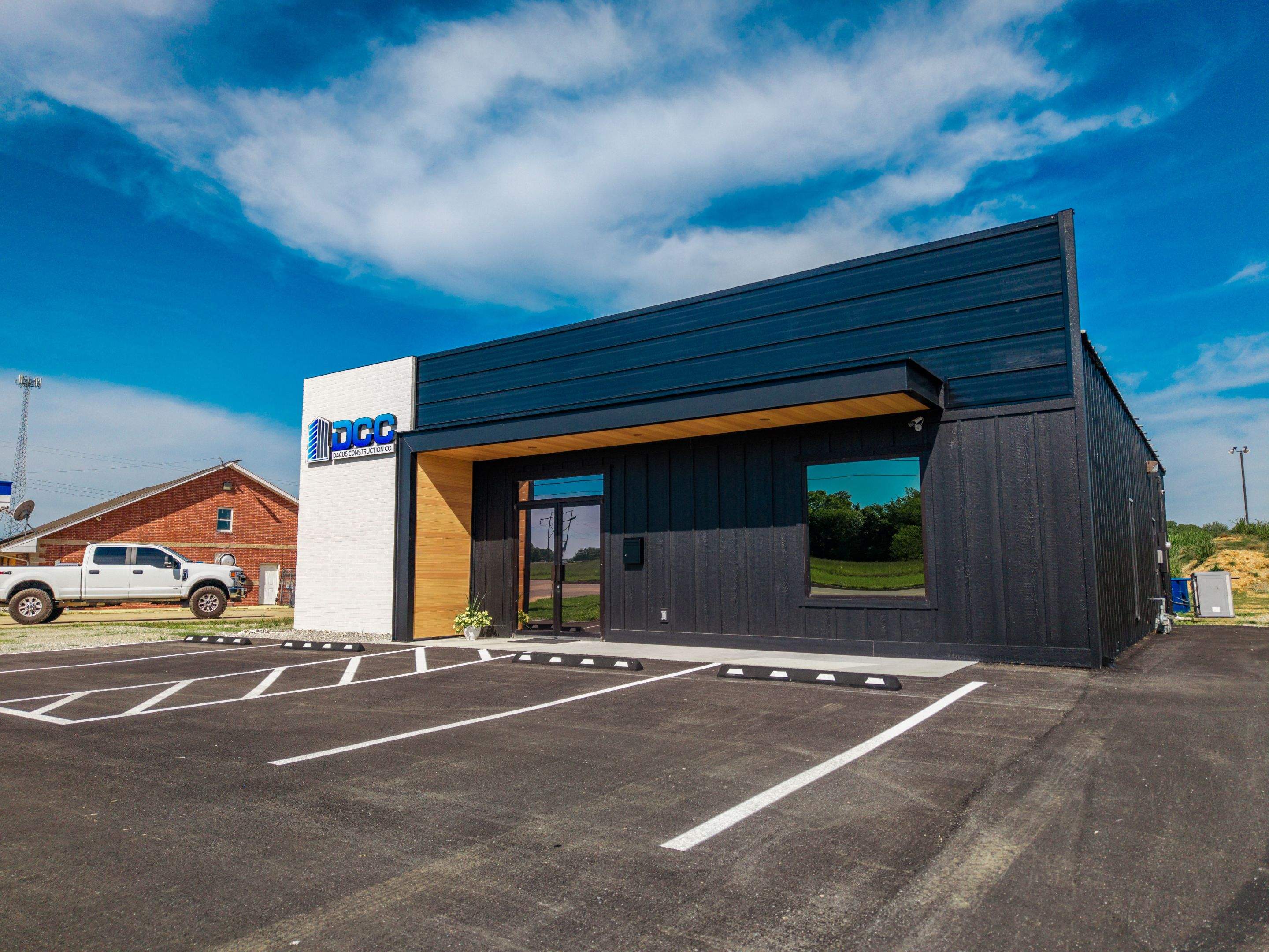 Dacus Construction Company Offices by Dacus Construction