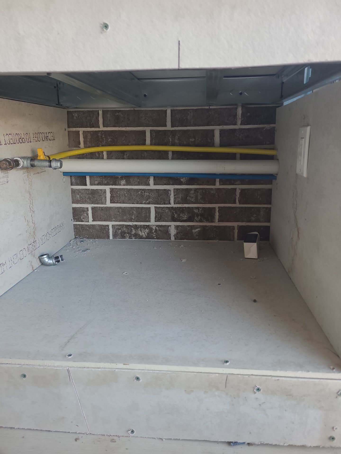 Summer Kitchen in Fulshear by SophAlx LLC