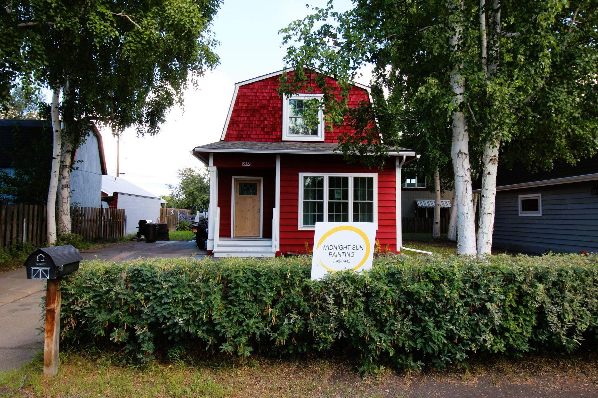 Gorgeous Farmhouse Style Transformation by Midnight Sun Painting