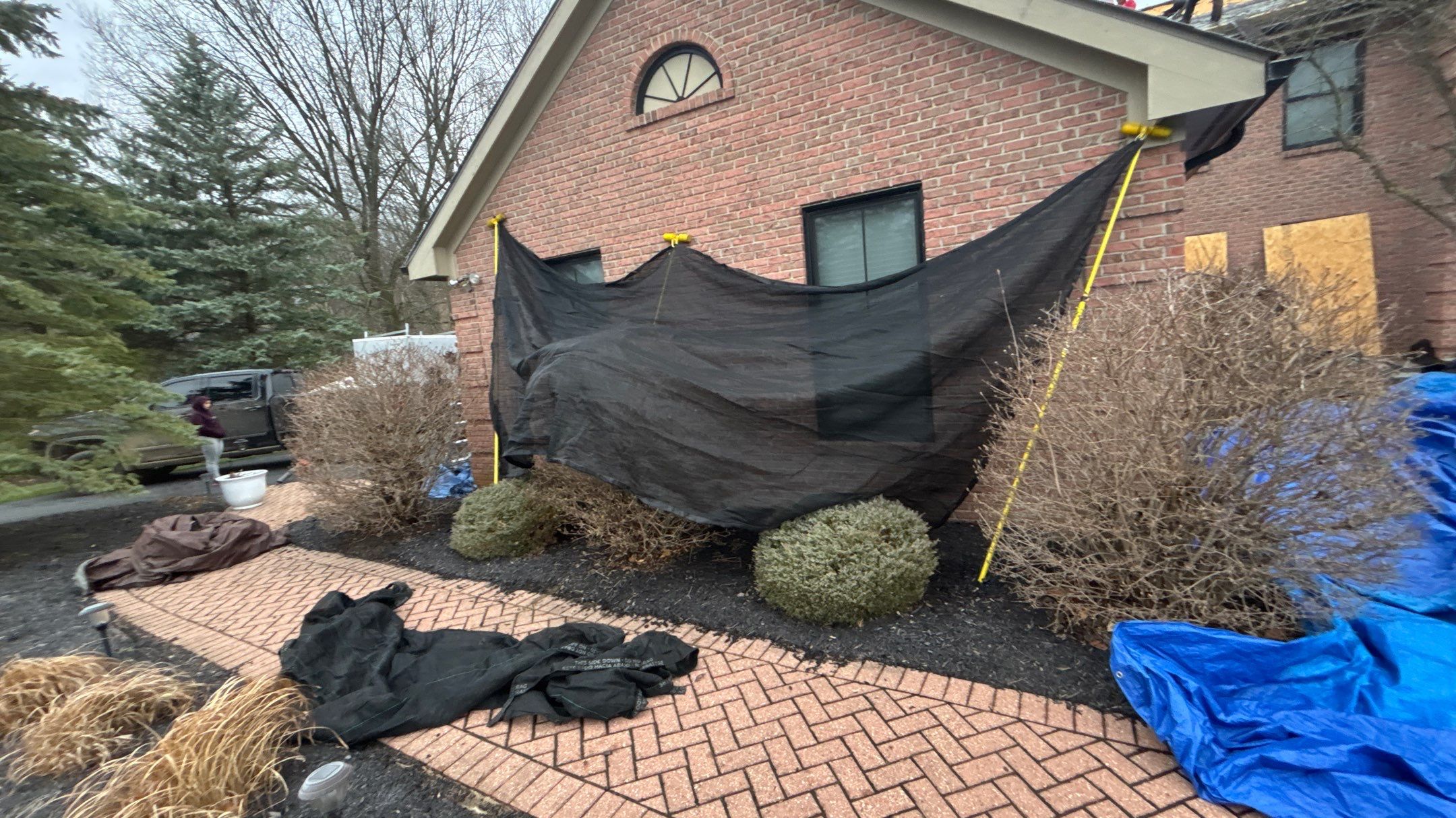 Roof Replacement using Owens Corning Onyx Black by 180 Contractors