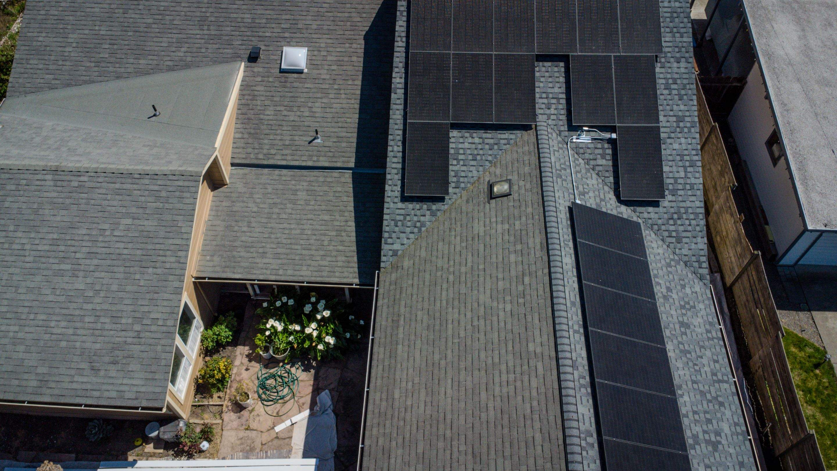 Residential Remodel using GAF Timberline HDZ RS by Sustainable Living Builders, Inc.
