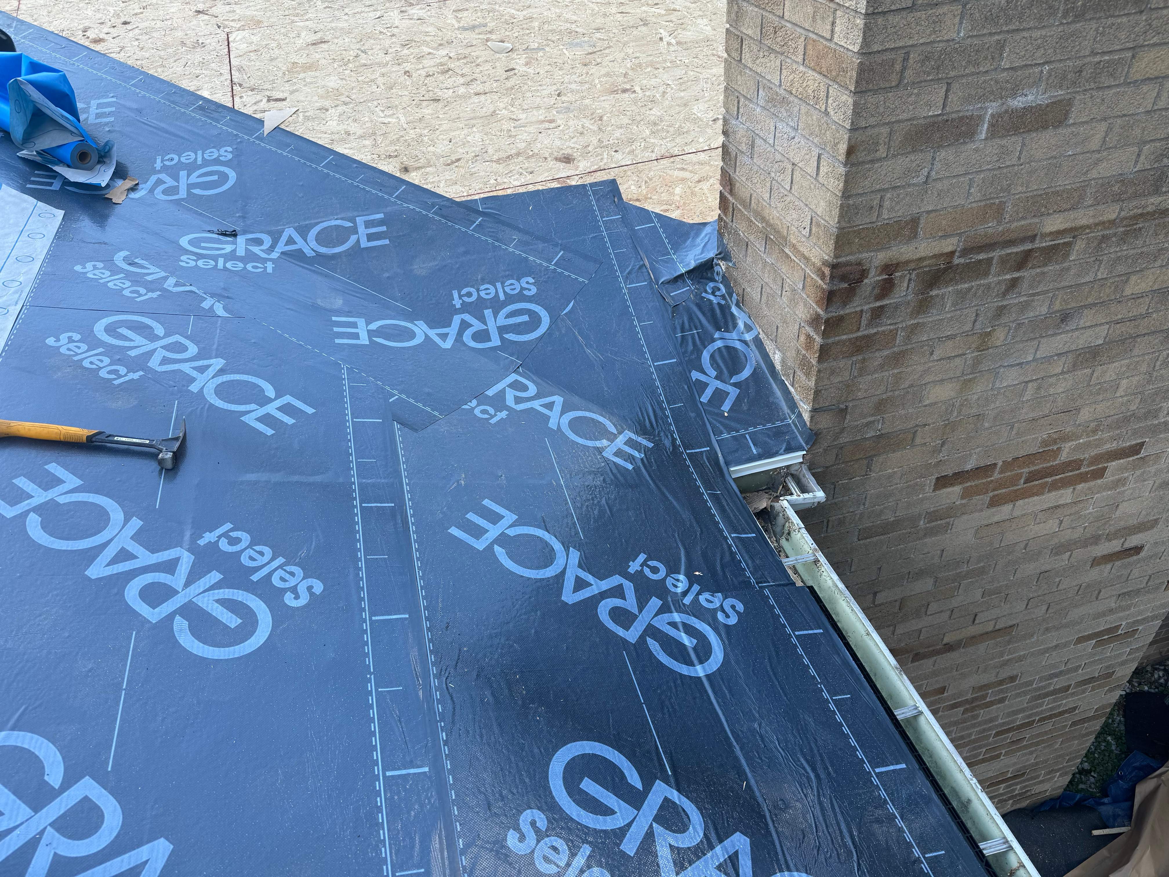 Roof Replacement using Certainteed by GRACCO