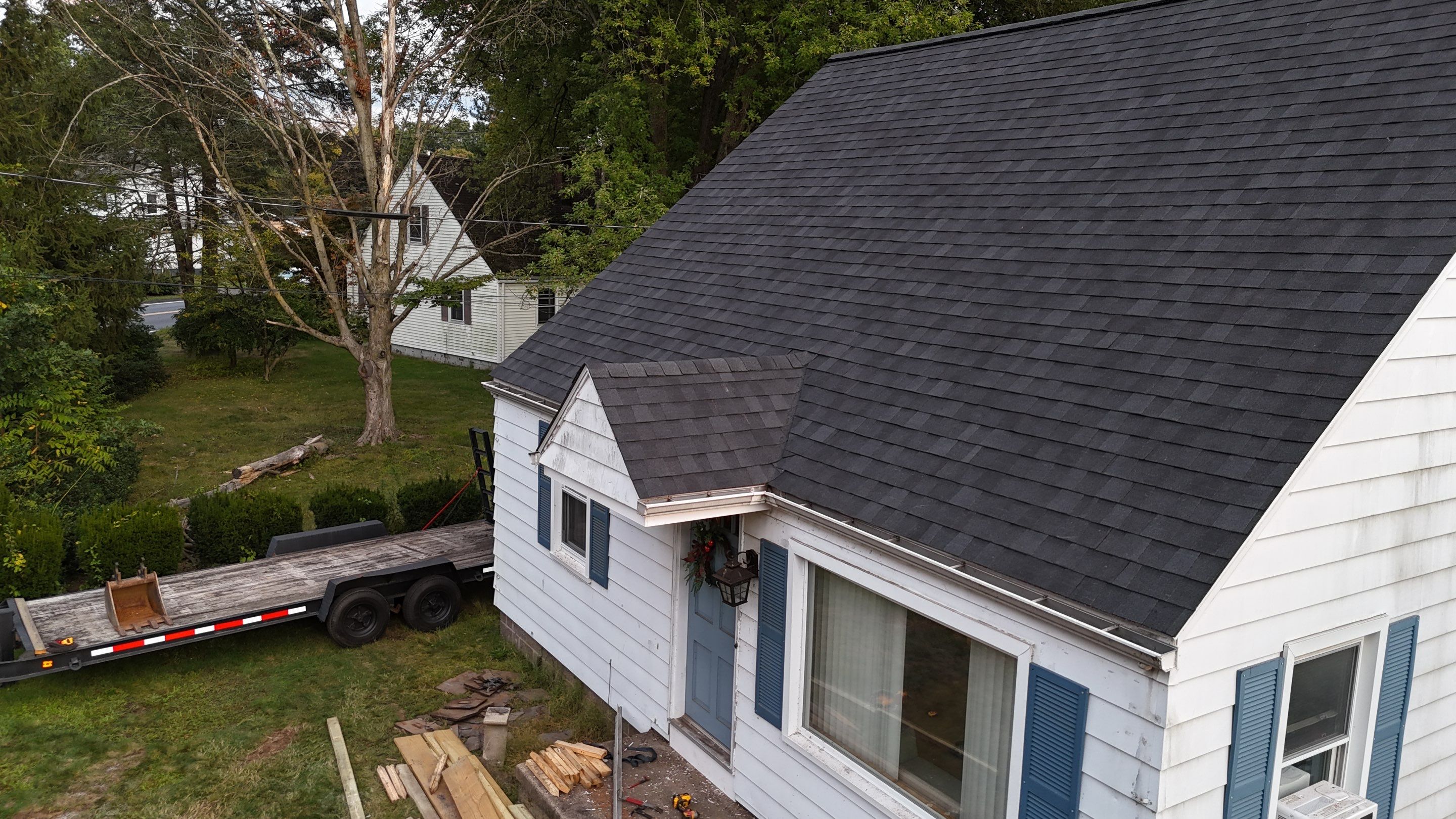 Atlas Pinnacle Pristine: Black Shadow in Wallingford by Golden Shield Roofing