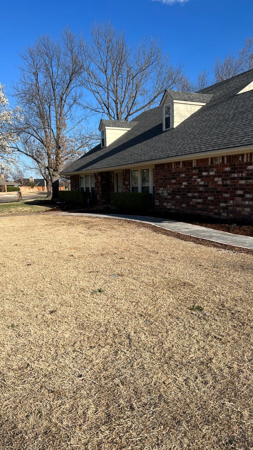 Concrete sidewalk using Concrete by Clays Services Inc