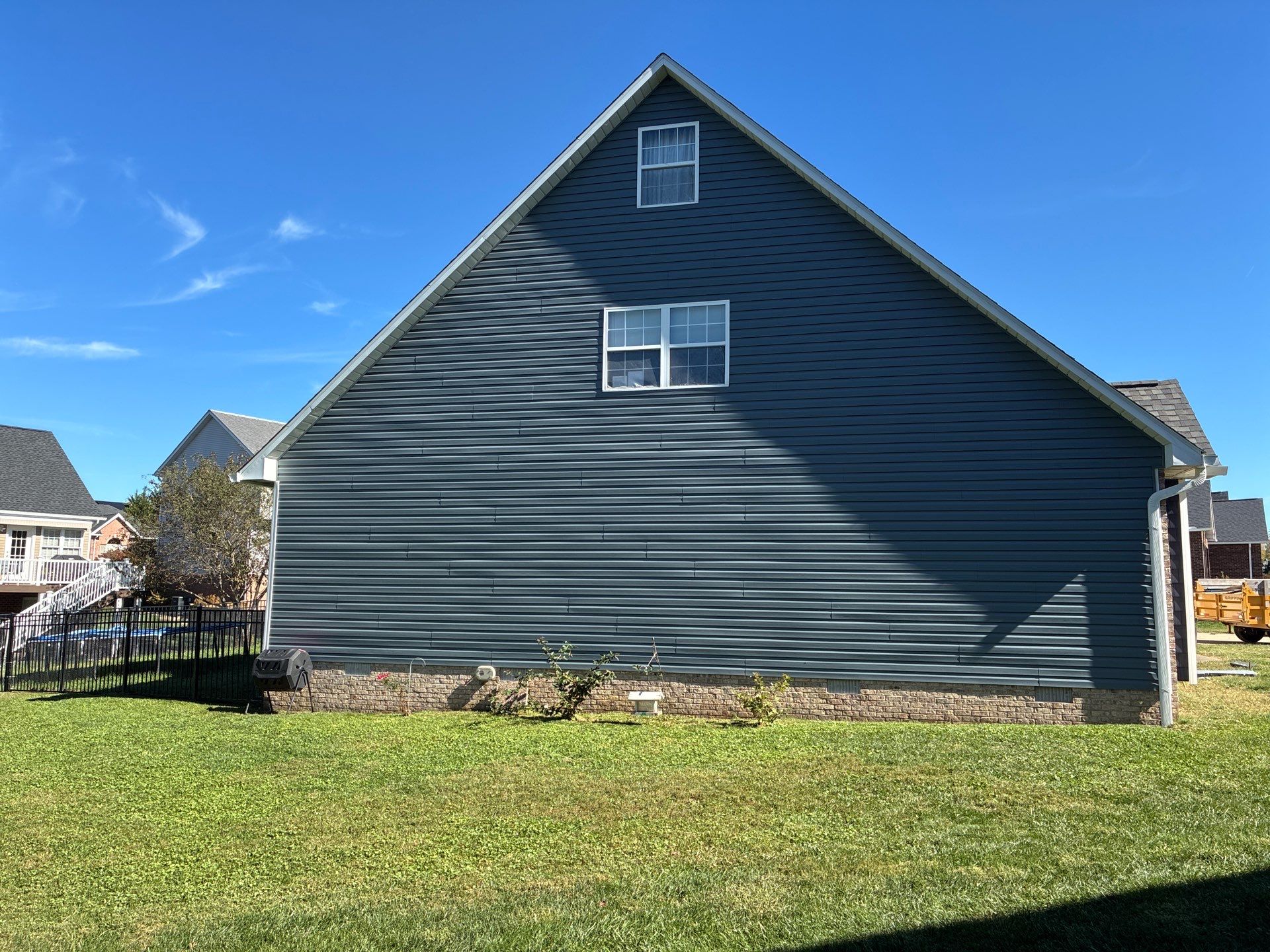 Land Mark Pro, LP Smartside, and Harbor Mill Vinyl Shake Siding by Fahey Roofing + Contracting