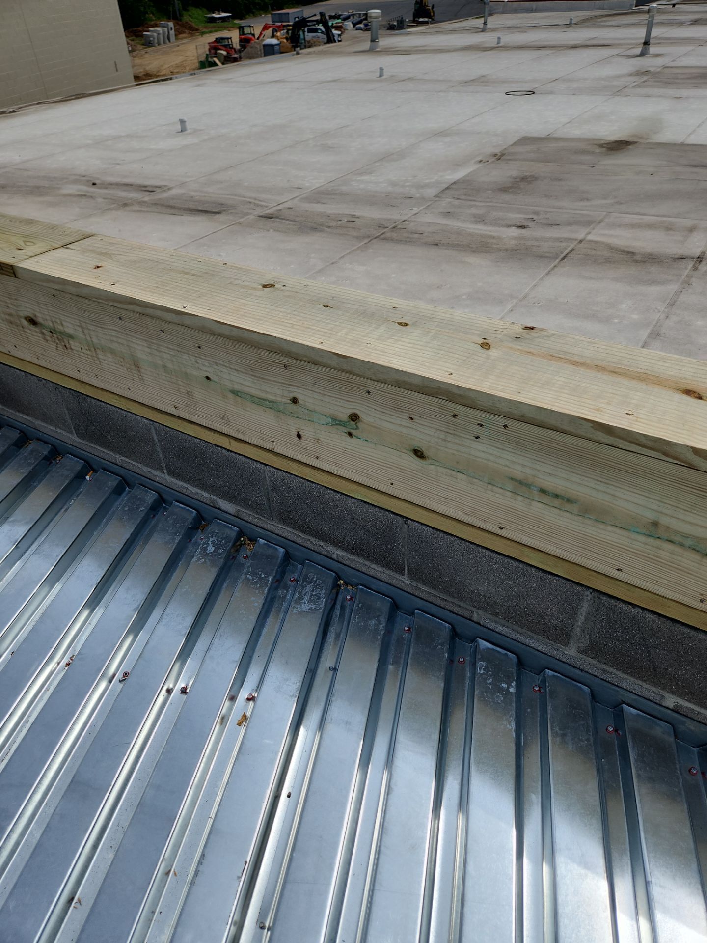 Commercial Roofing Installation using 60 mil GAF TPO by 3 Daughters Construction 