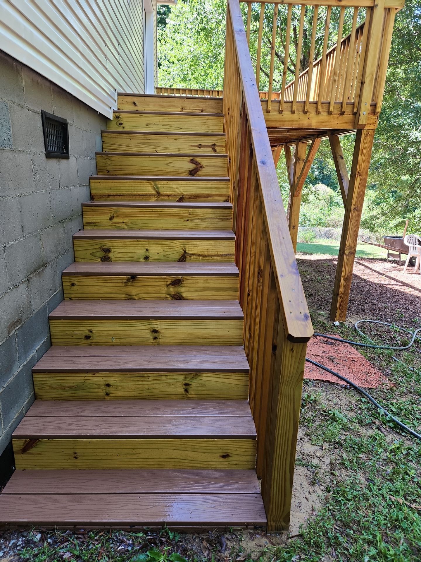Deck using Wood Sealant by DuraSeal