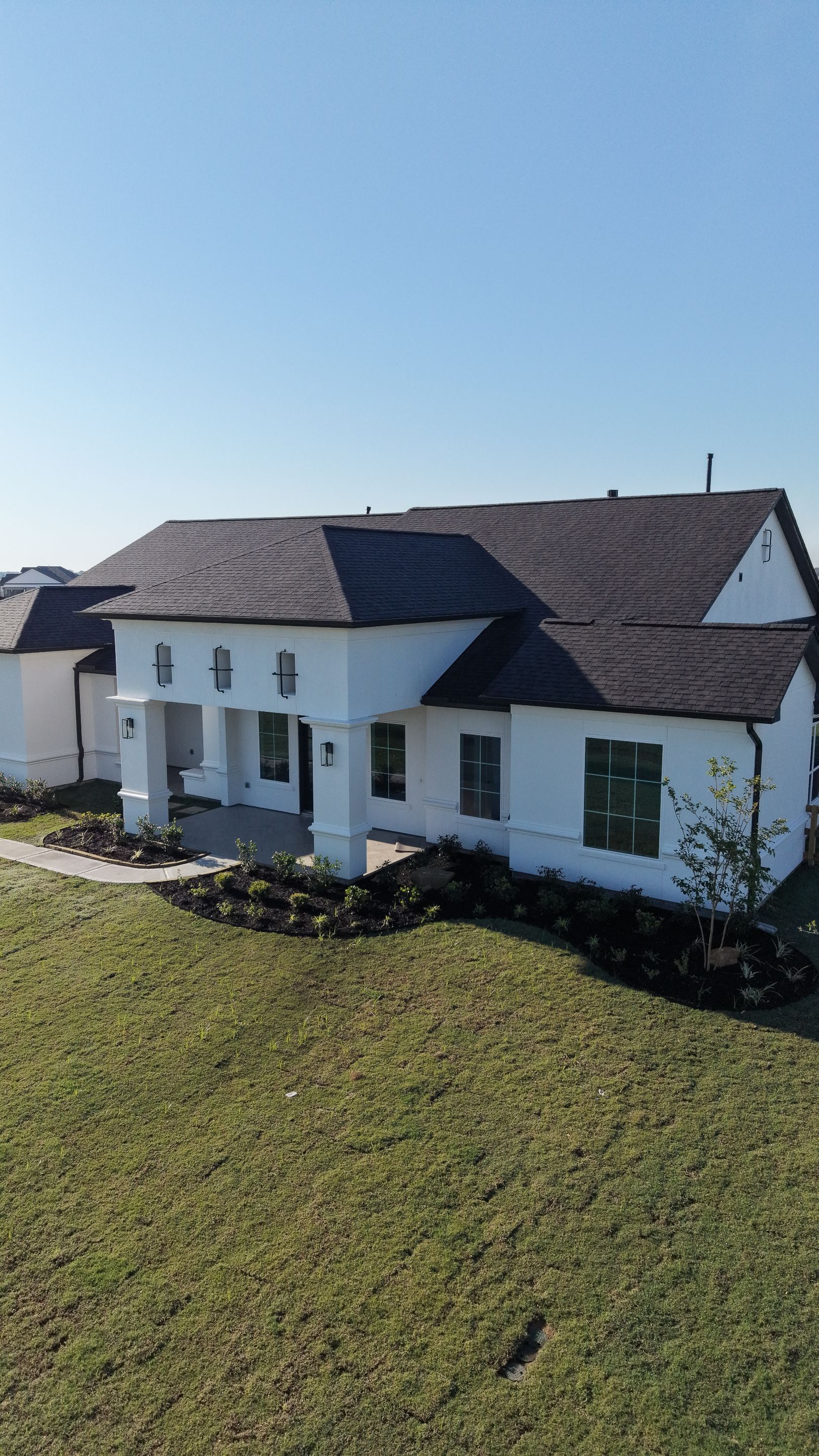 Custom Stucco Masterpiece with Precision Foam Detailing – Waller, TX by Apex Conventional Stucco Llc