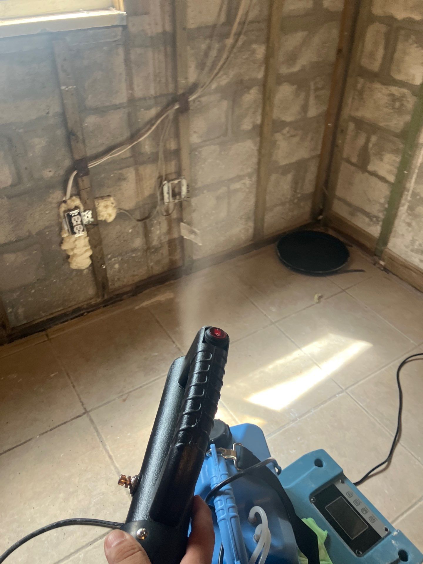 Home Mold Removal by Ampm Restoration Services