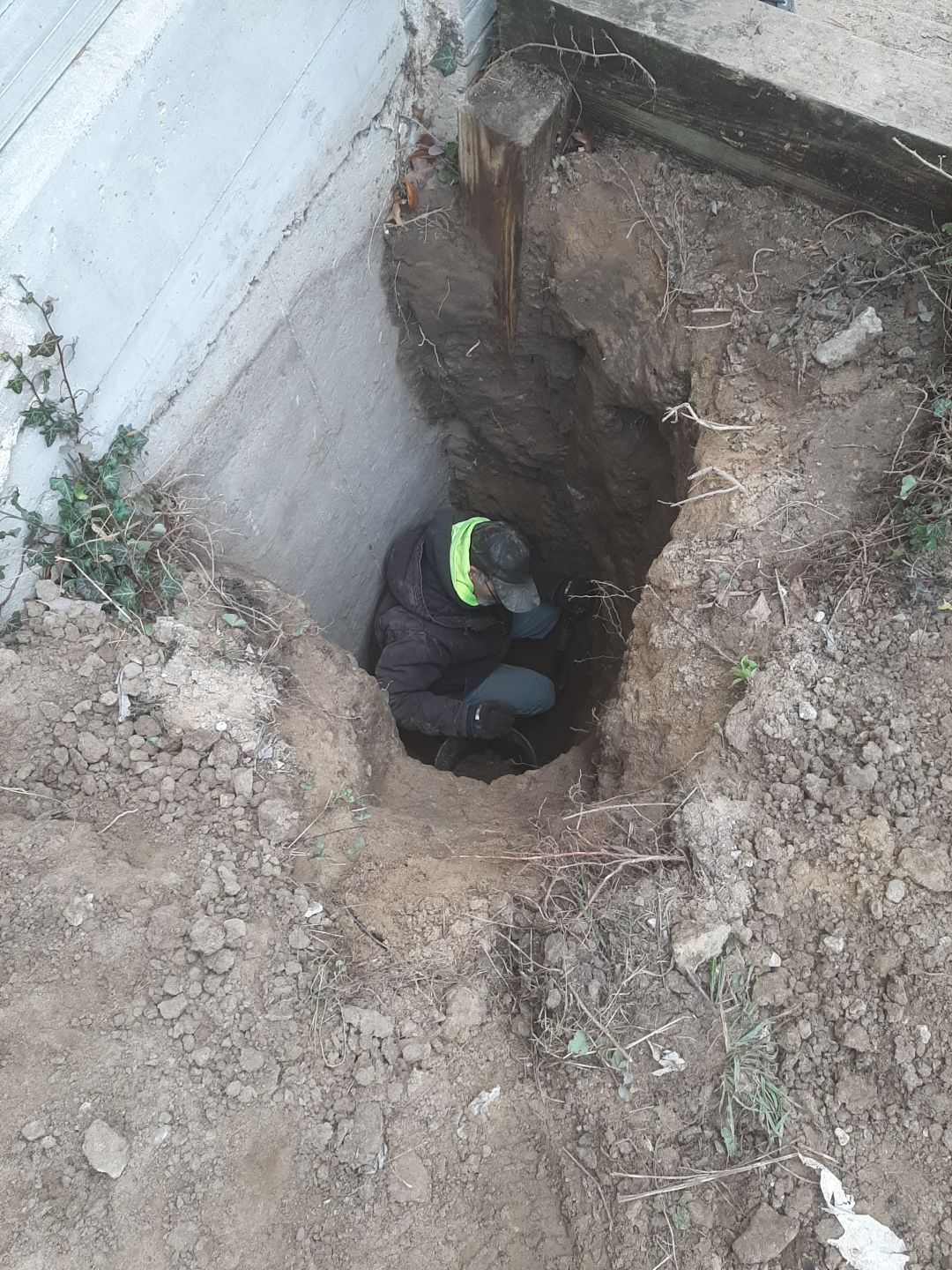 Helical Piers and Wall Crack Injections by Toledo Basement Repair
