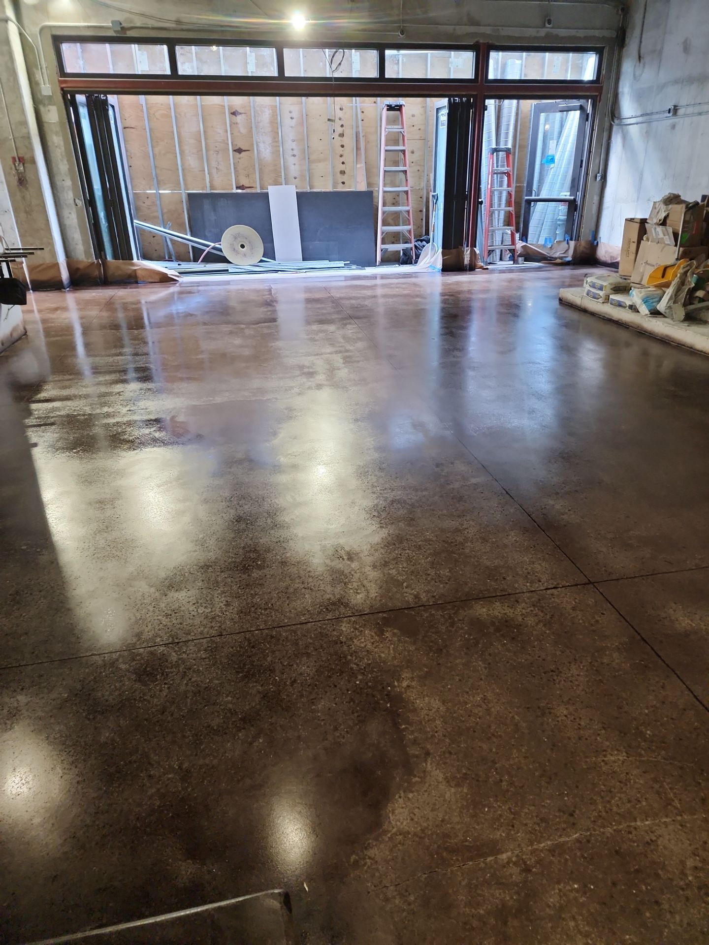 Tulio's Restaurant by Seamless Surfaces