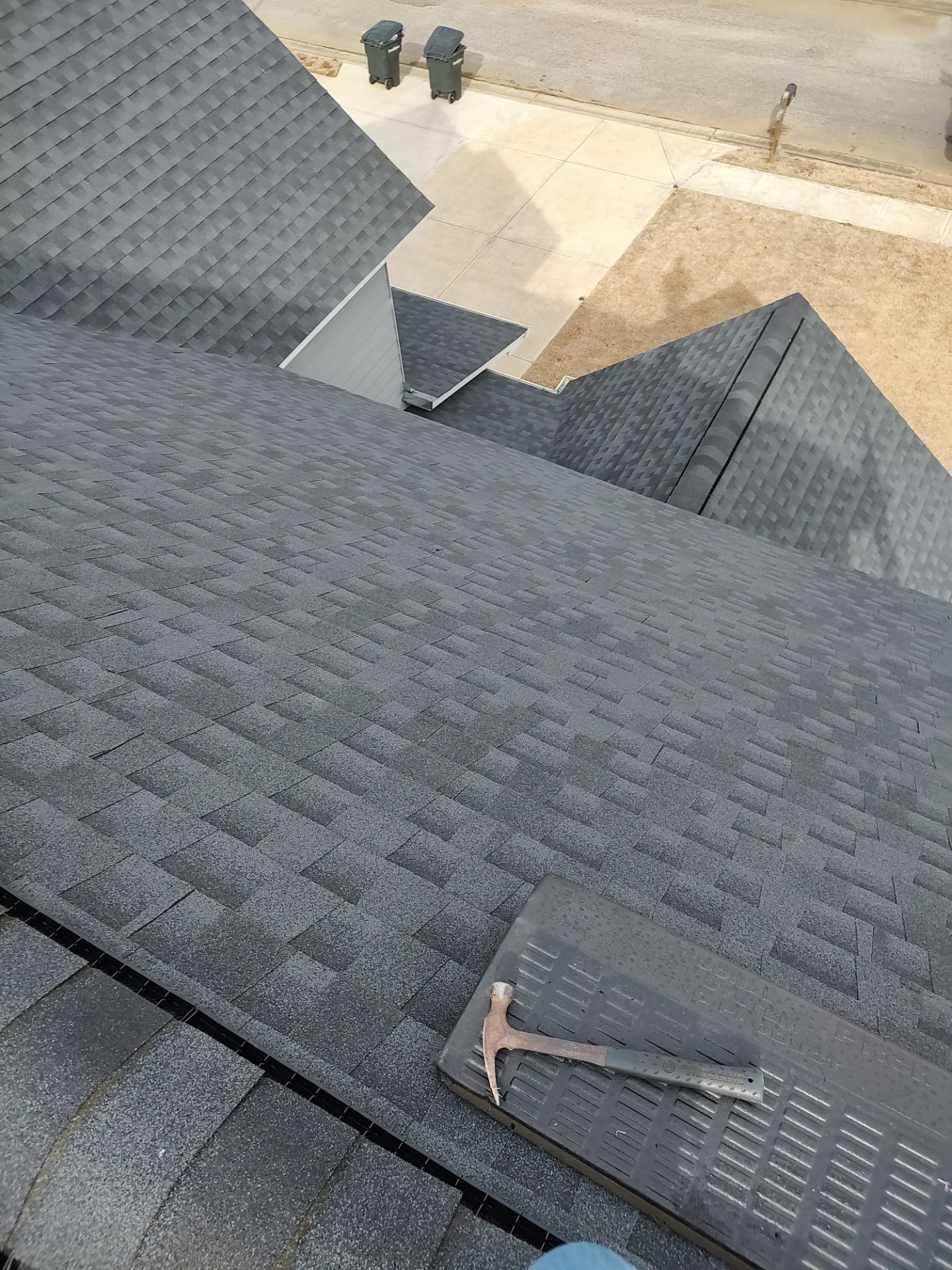 GAF Natural Shadow - Charcoal by Elite Roofing LLC