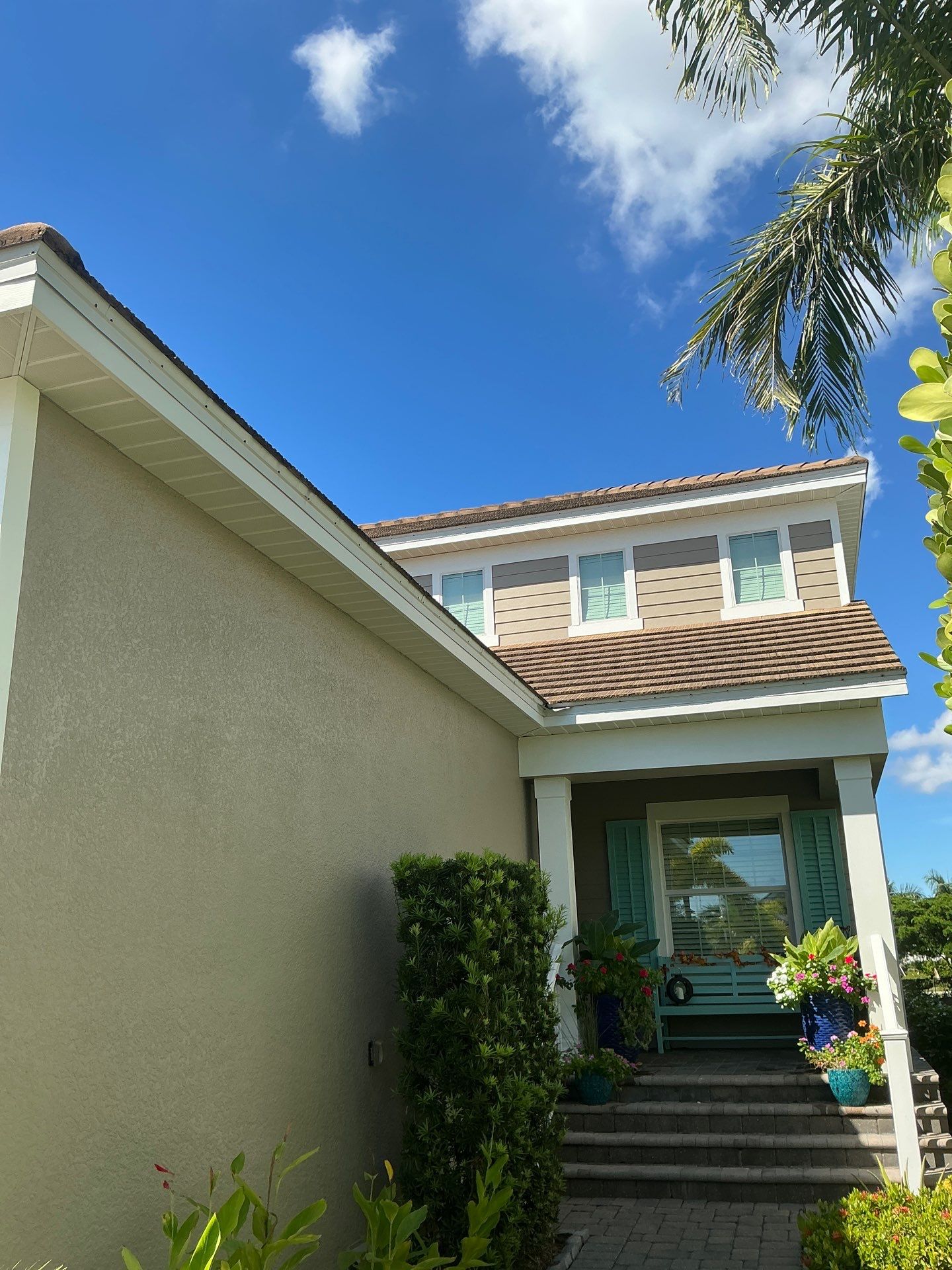 Bronze Downspouts & 7-Inch K-style Seamless Gutter Installation in Fort Myers FL by Gutter Professors