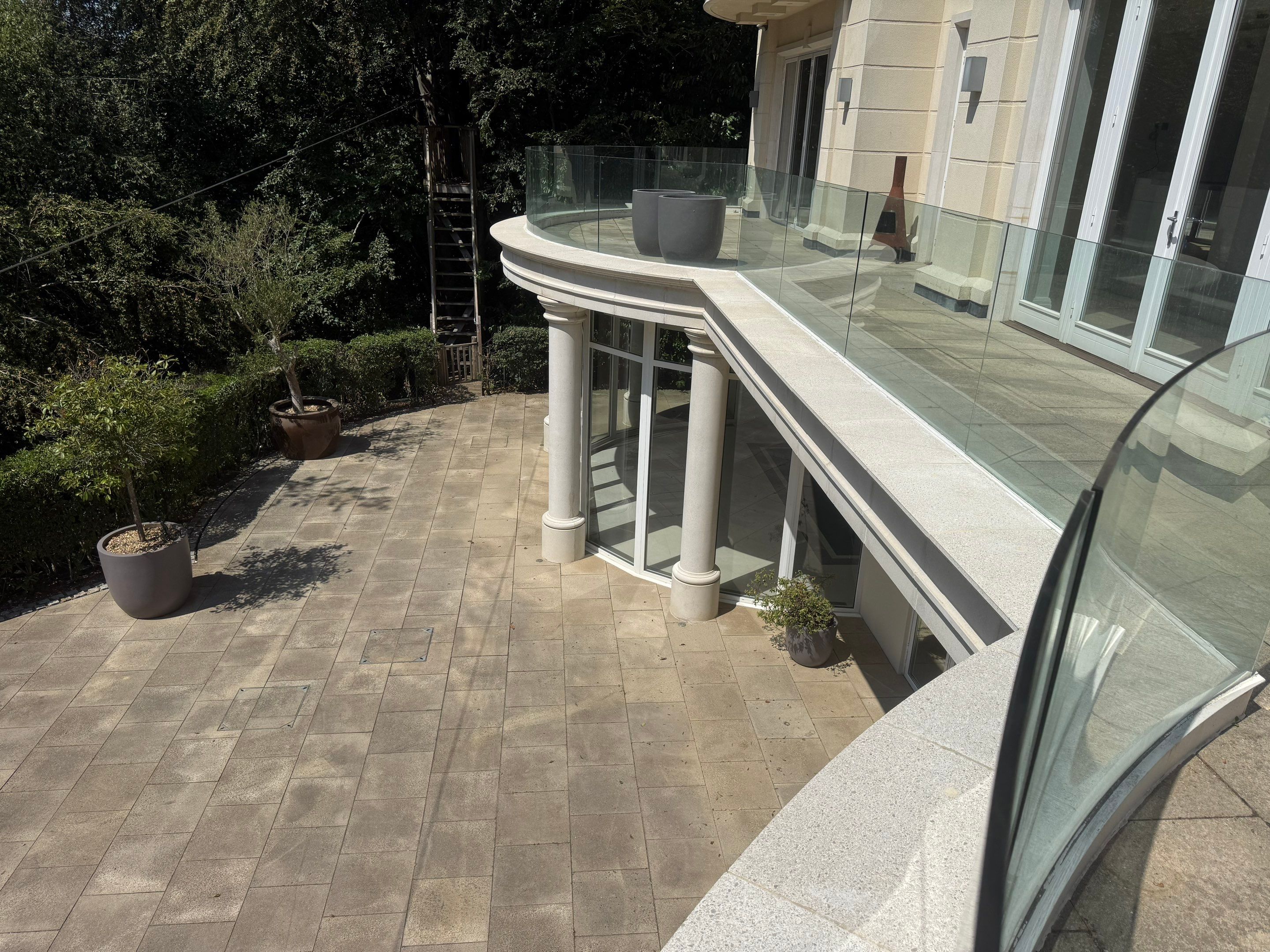 Full Exterior Cleaning of a Neoclassical Estate in Weybridge by Ges Exterior Cleaning ltd