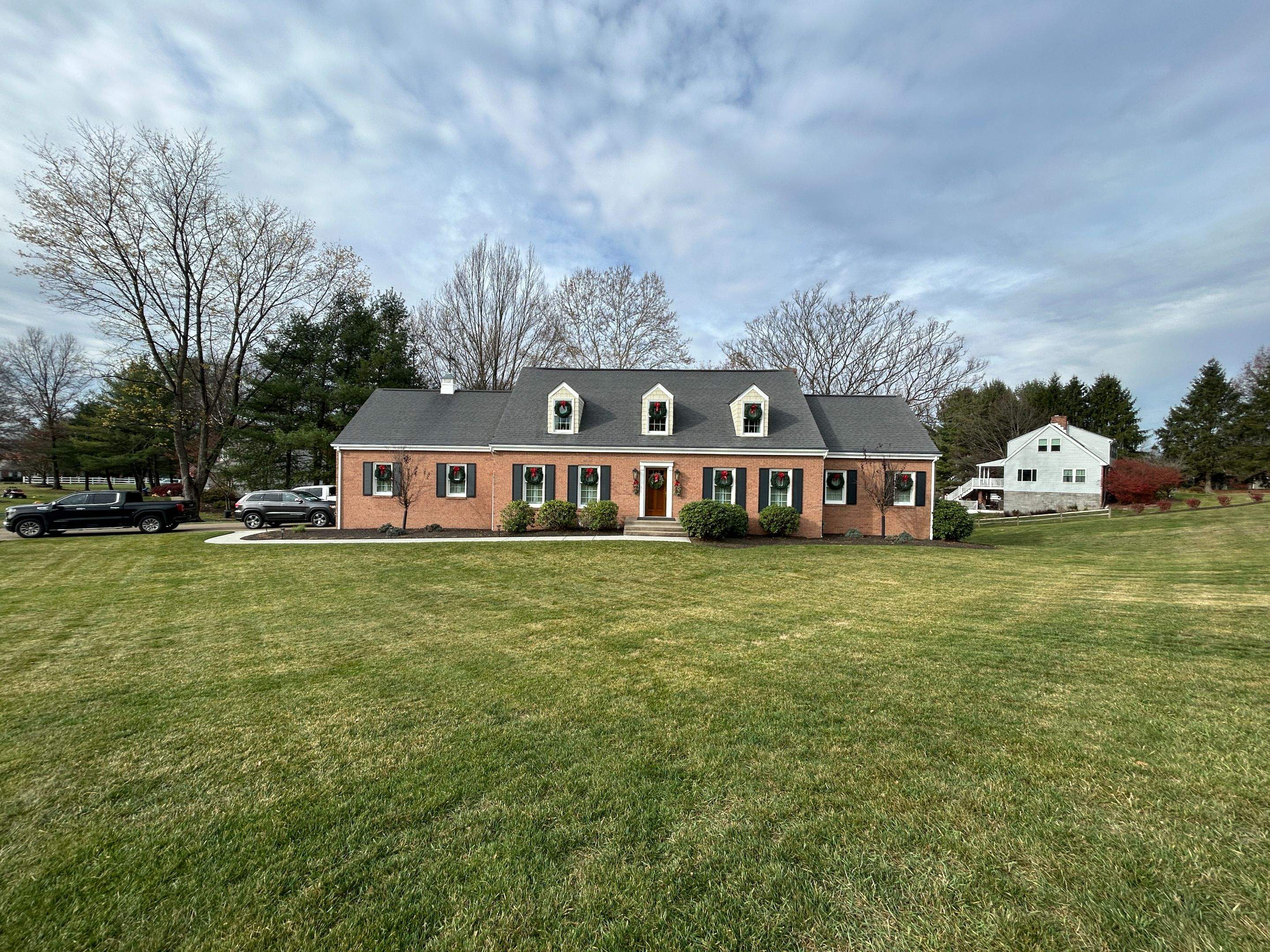 James Hardie in Navajo Beige Home Renovation at Sewickley by Ideal Siding Pittsburgh
