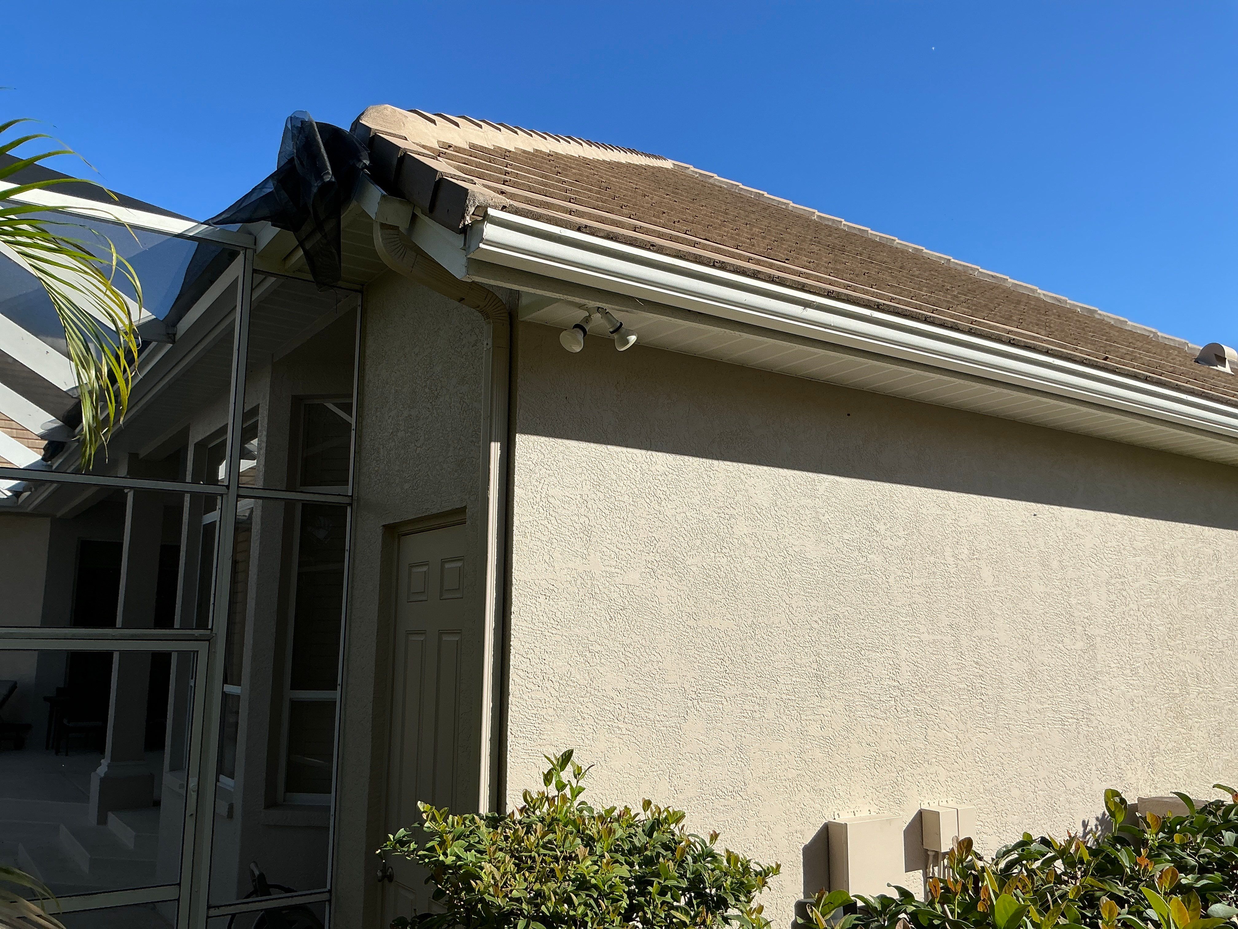 White Seamless Gutters for Florida's cities  by Gutter Professors