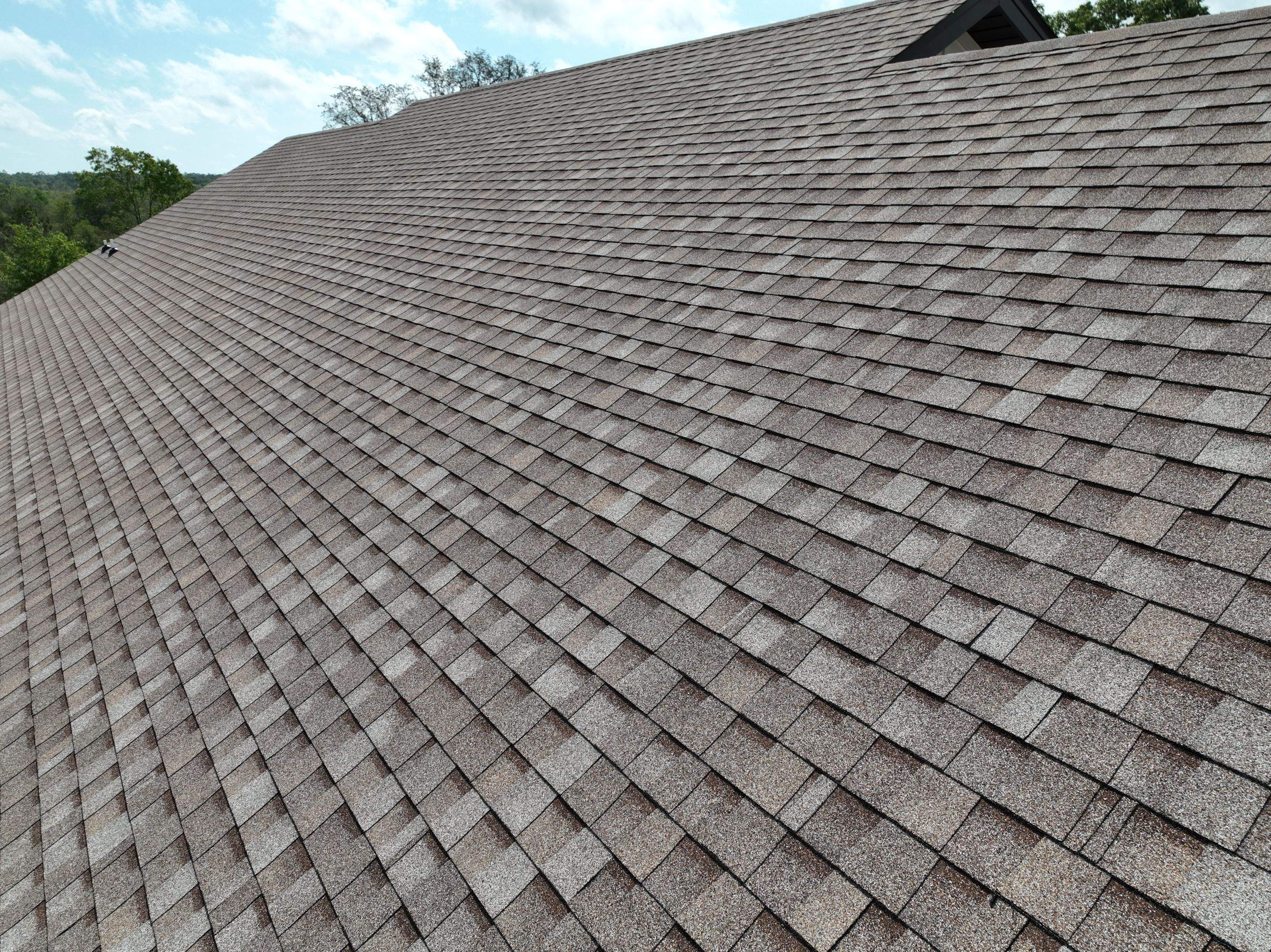 Dimensional Shingle Roof System by Professional Roofing Company